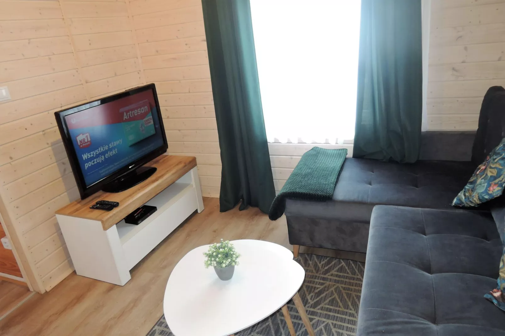 Cisza i spokój - domek dla 6 osób-Living room