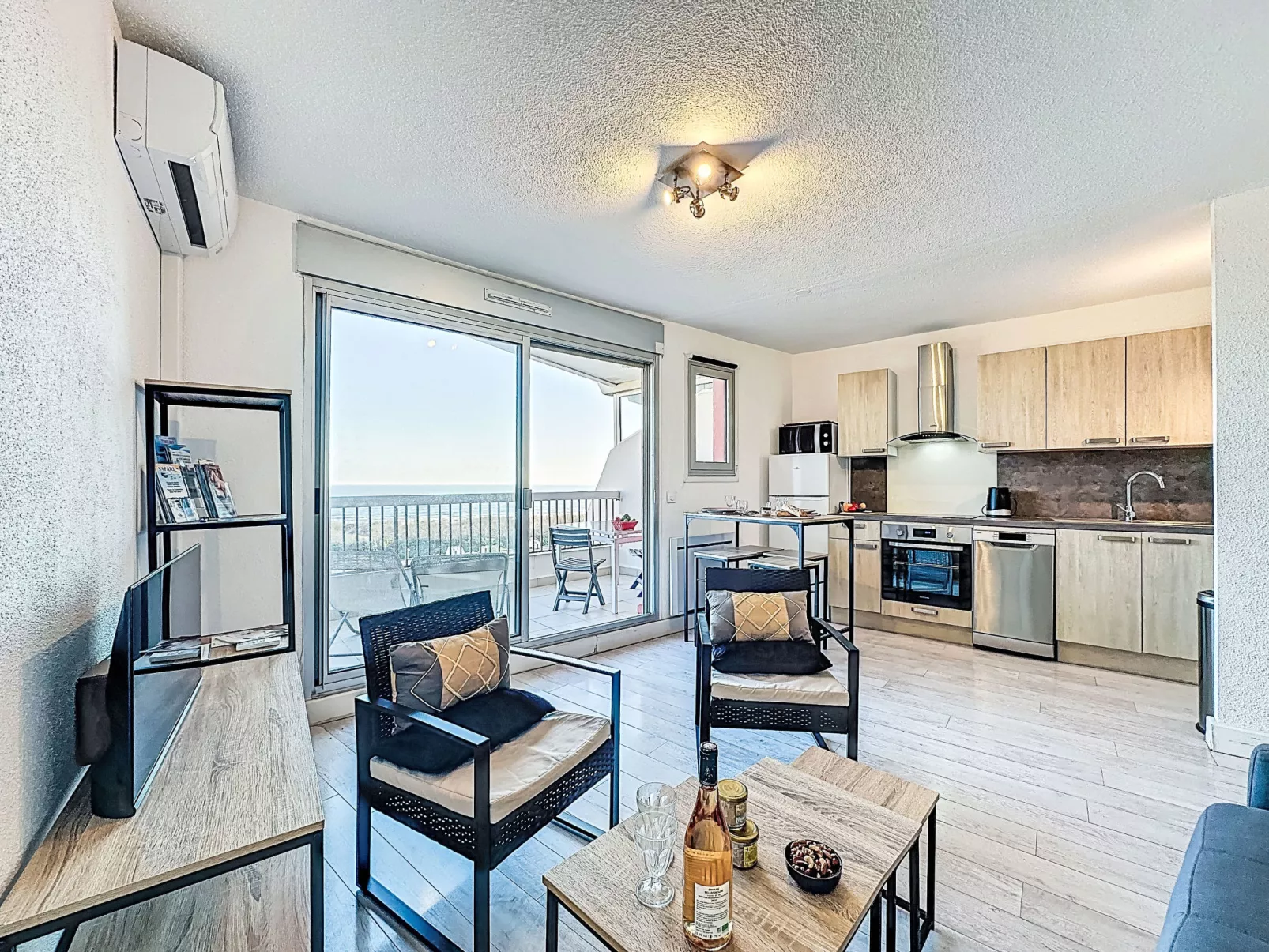 Les Grenadines - Drinnen