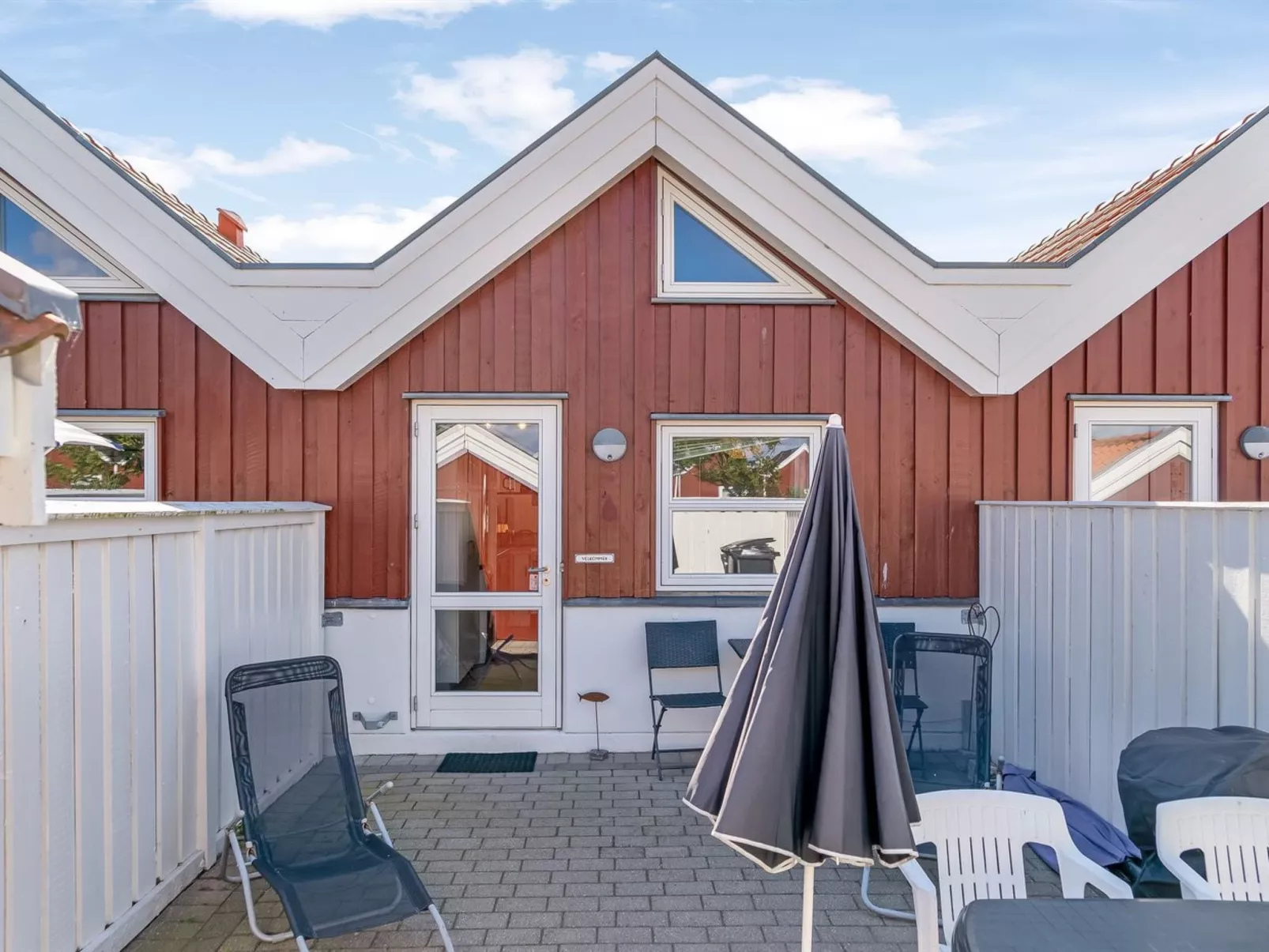 "Ake" - 10m to the fjord - Outside