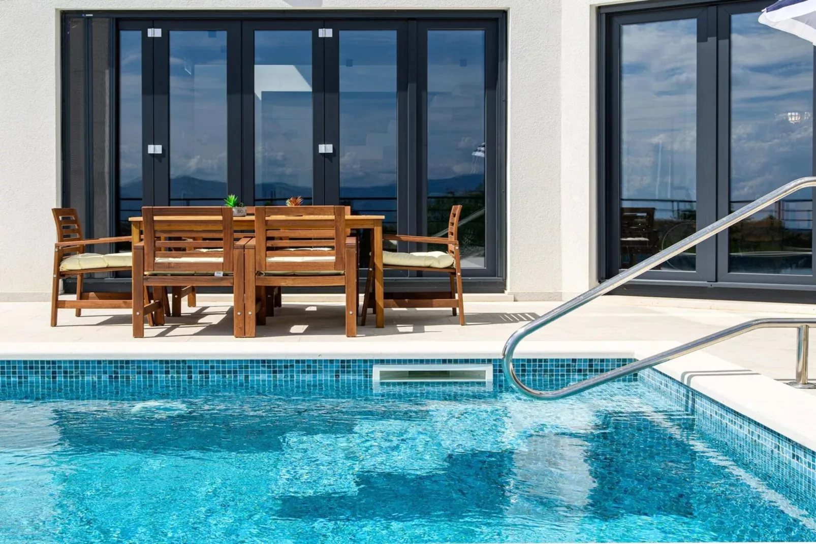 Luxury Villa Soleia Skrip with Private Pool - Piscine