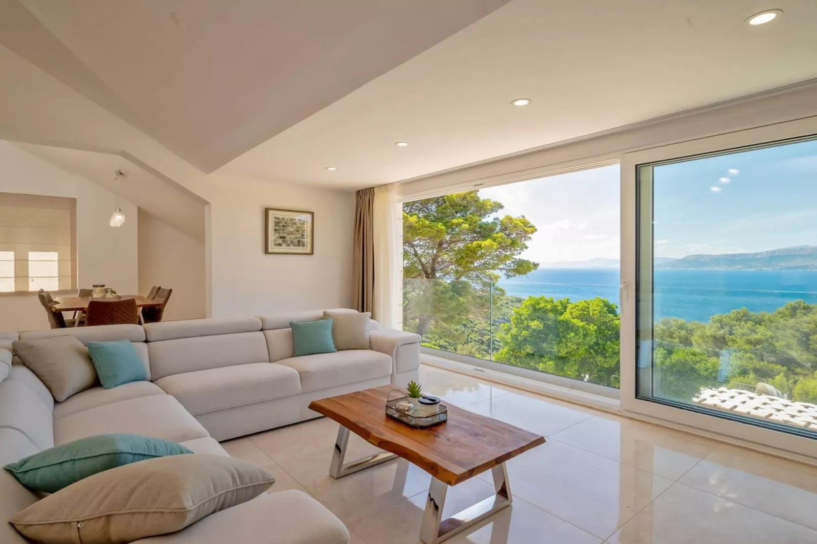 Villa Castello di Pietra Brac with Heated Pool - Wohnzimmer