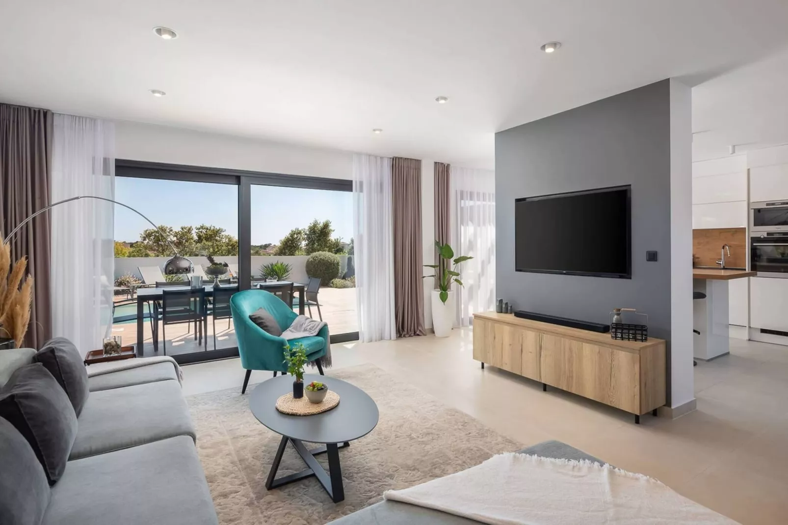 Luxury Villa Indigo Kanica with Heated Pool - Living room