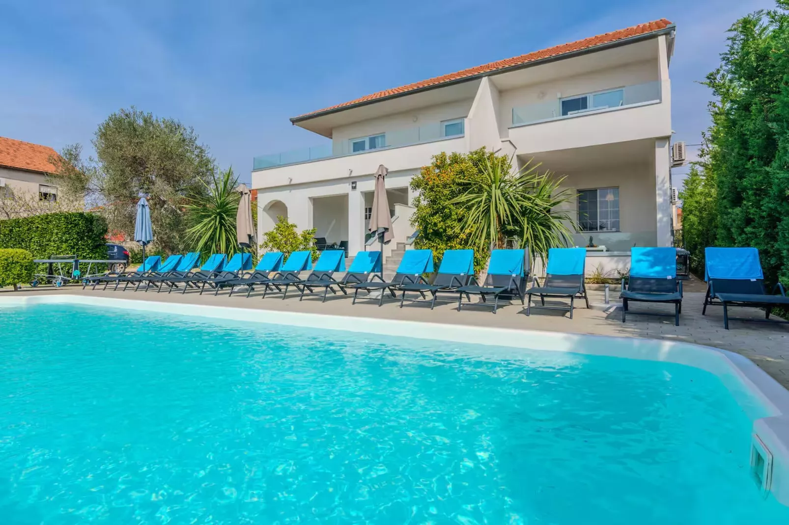 Royal Selection with Pool - Three - Swimming pool