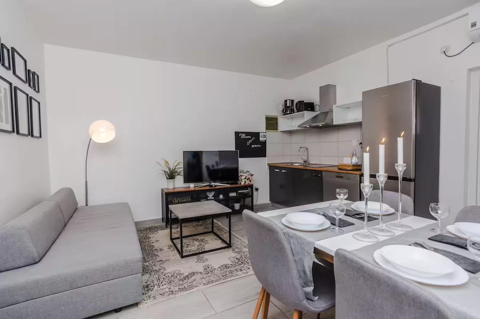 Royal Selection with Pool - One - Living room