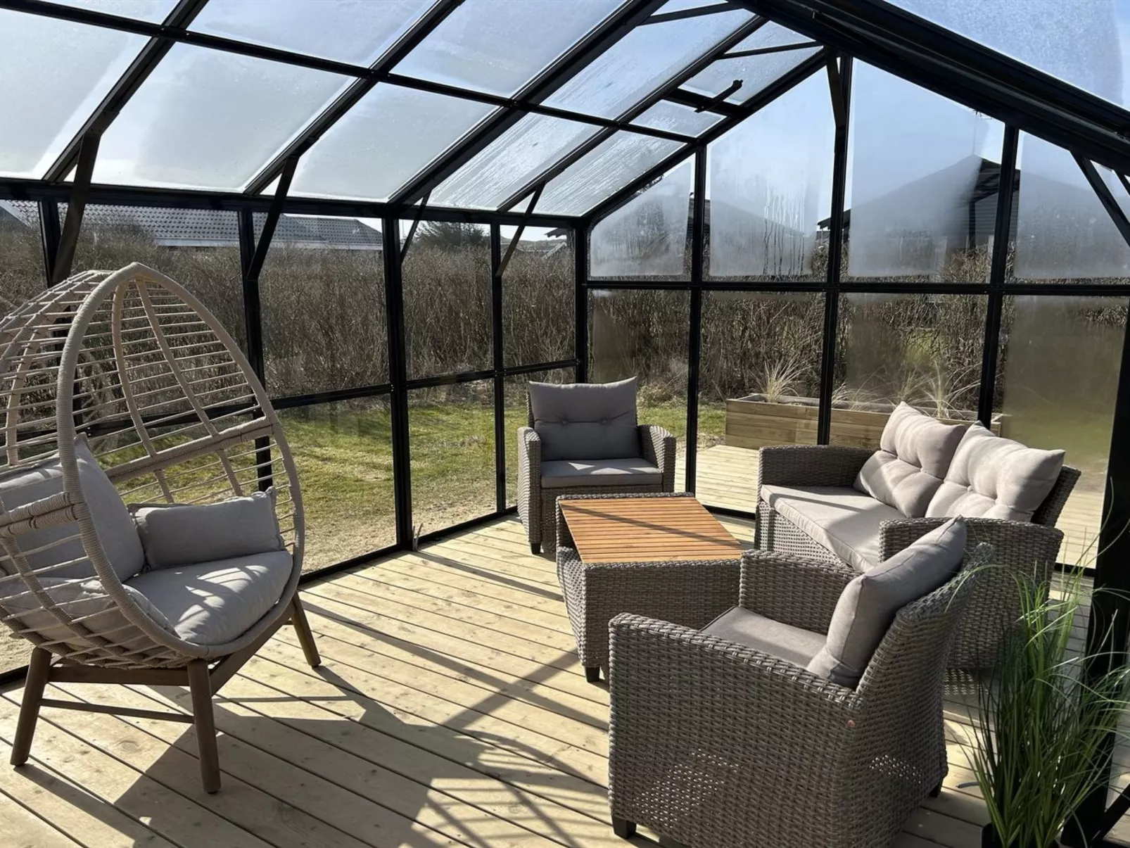 "Erza" - 500m from the sea - Inside