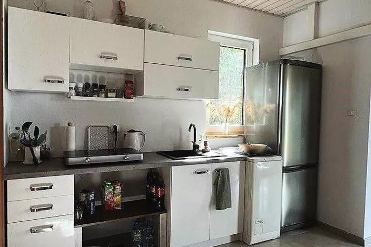 Budlejowy domek dla 4 osób w Kołczewie-Kitchen