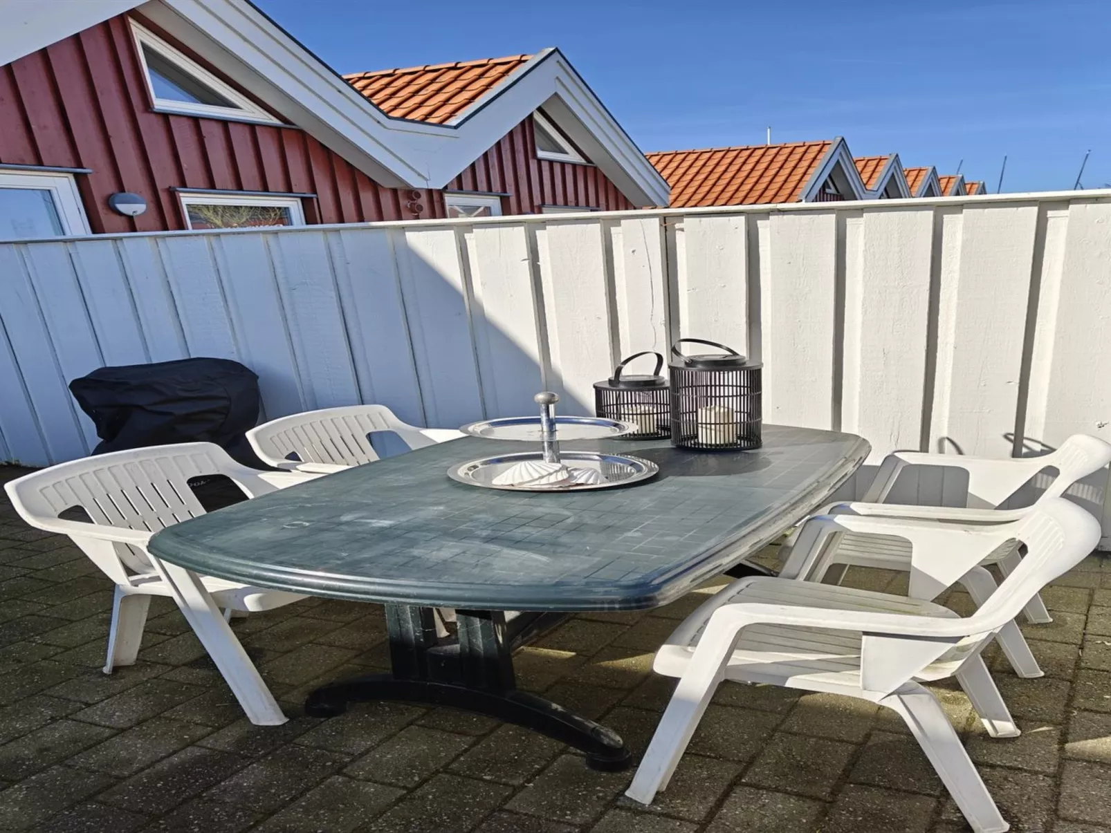 "Ake" - 10m to the fjord - Outside