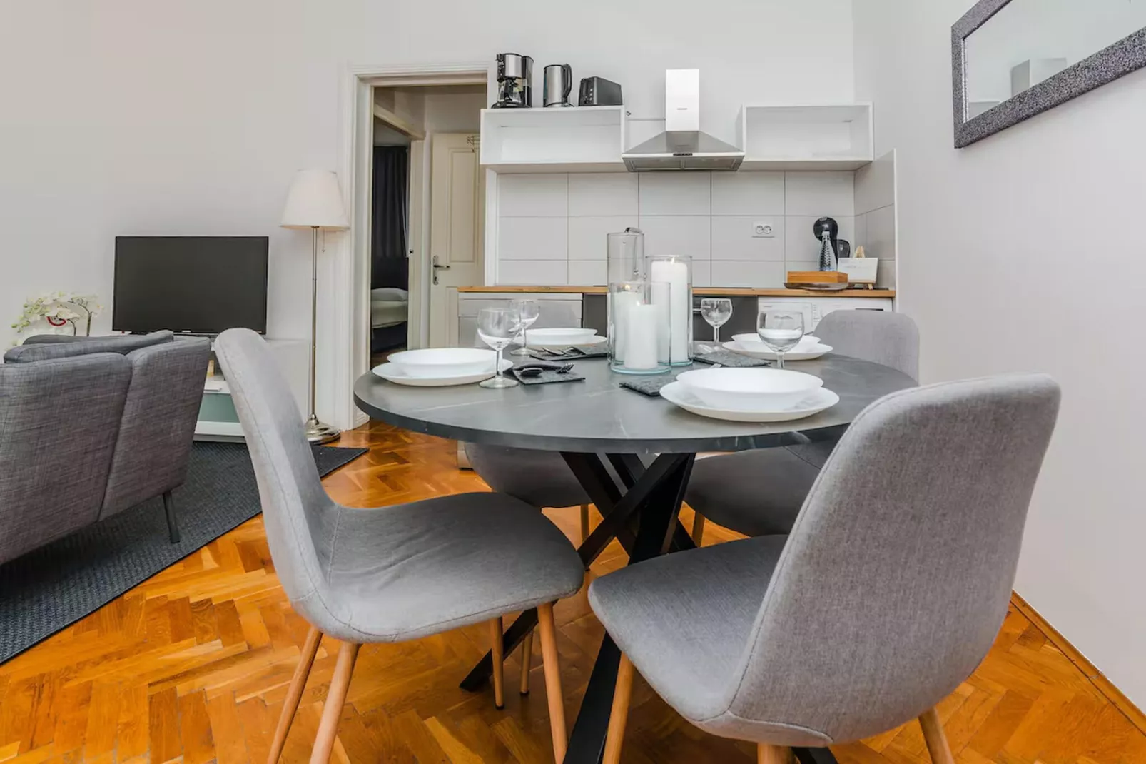 Royal Selection with Pool - Four - Dining room