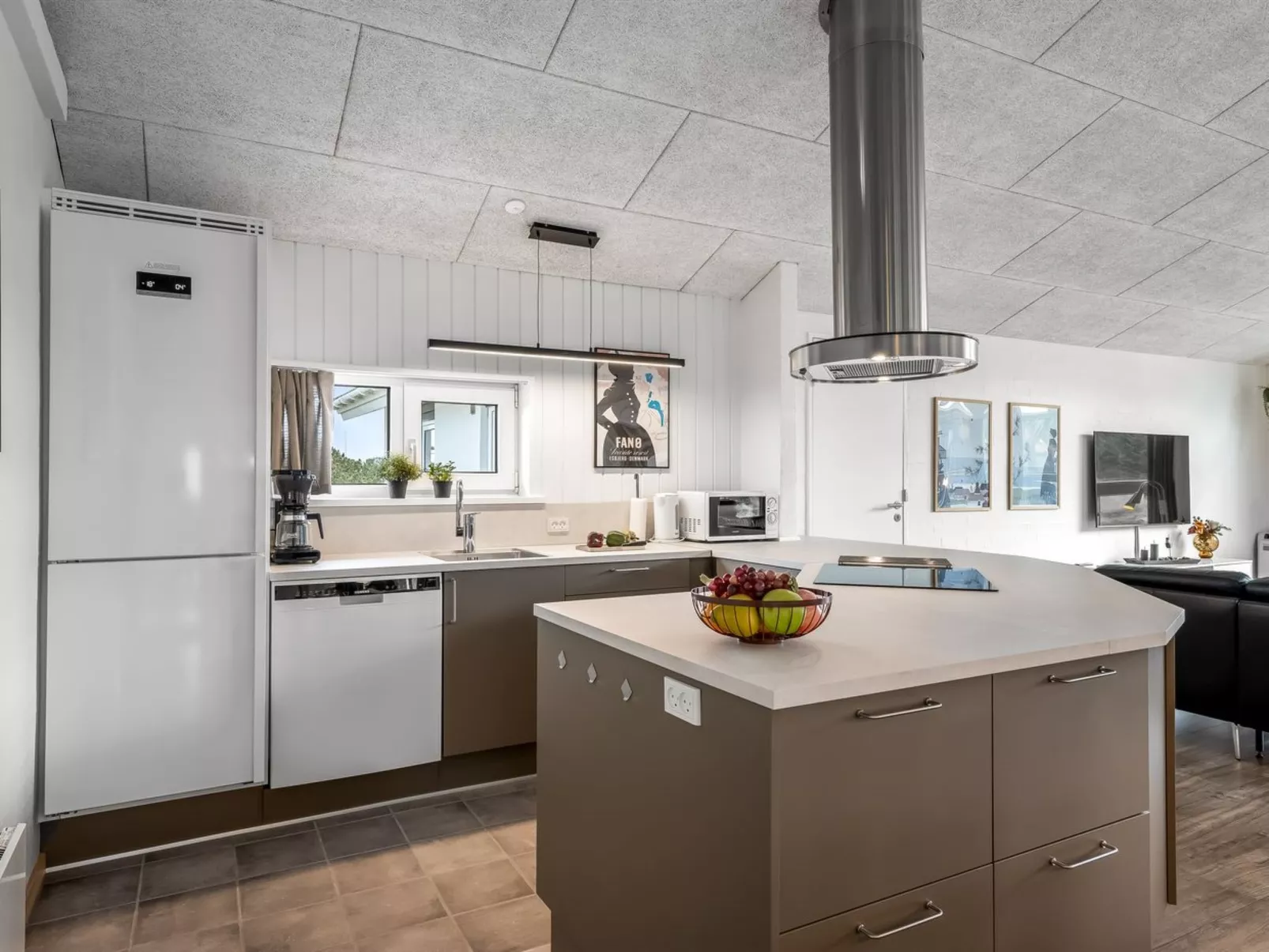 "Alli" - 800m from the sea - Inside