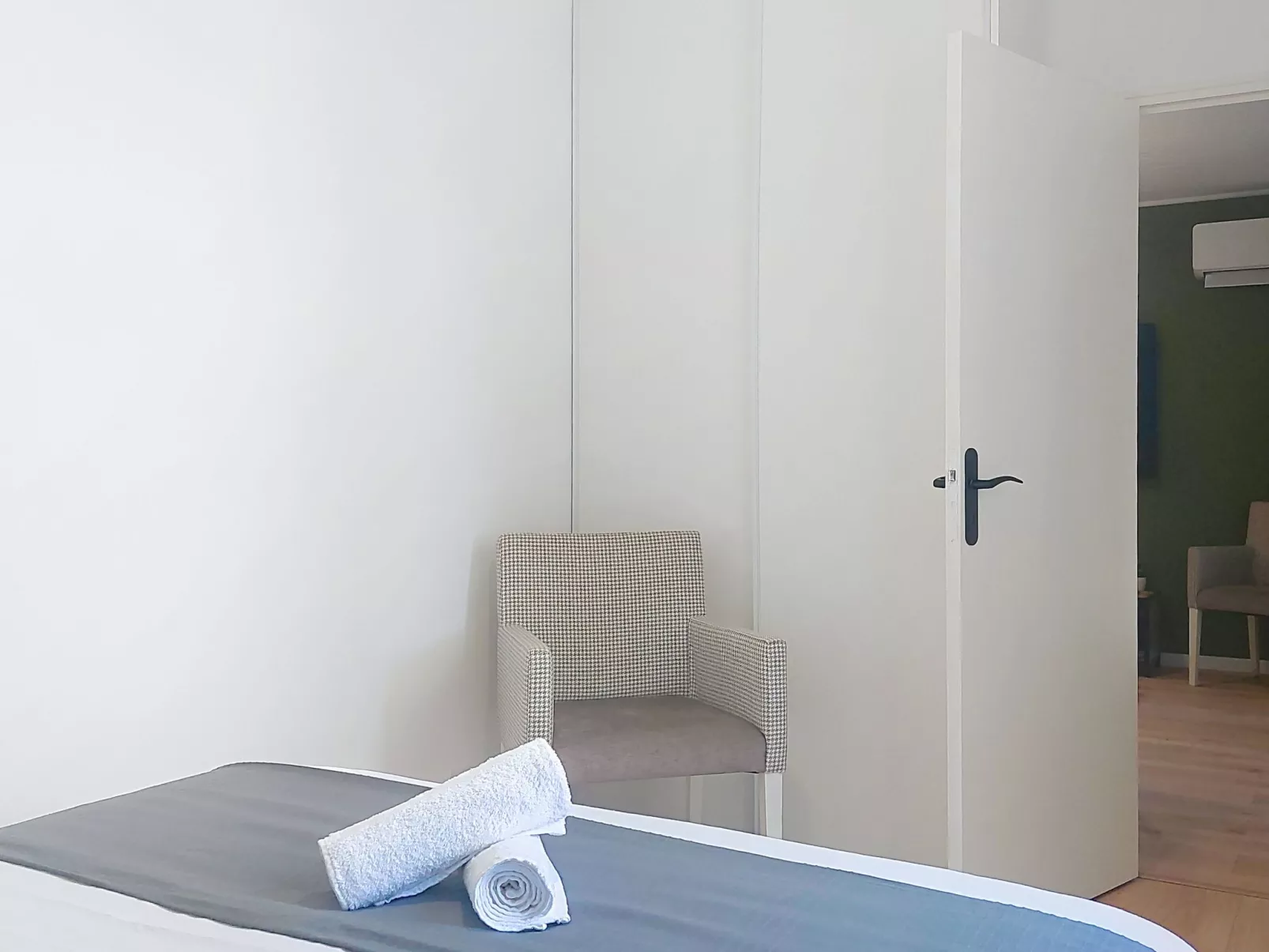 Les Cariatides 7 - Drinnen