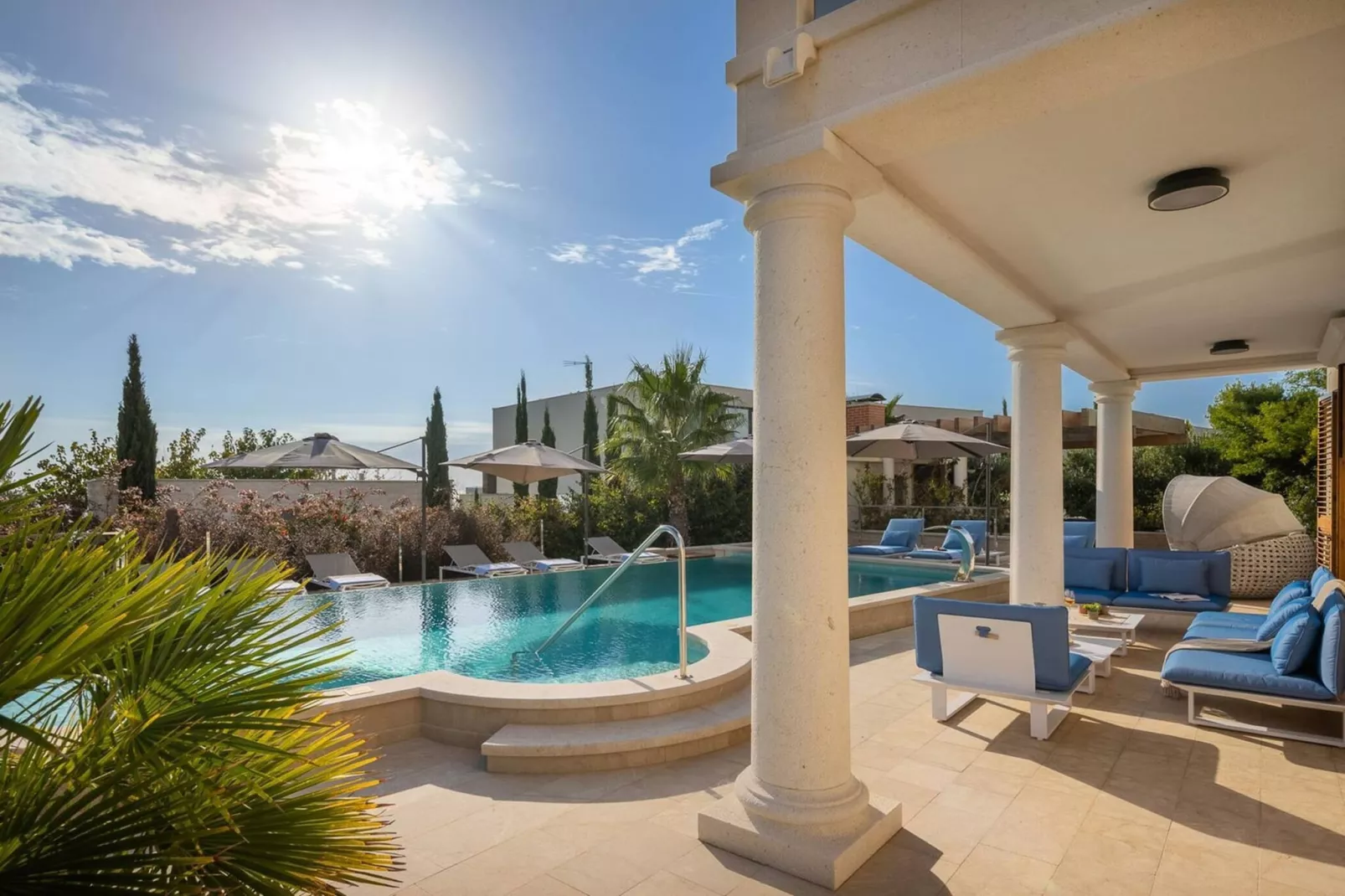 Luxury Seafront Villa Castello Rogoznica with Pool - Swimming pool