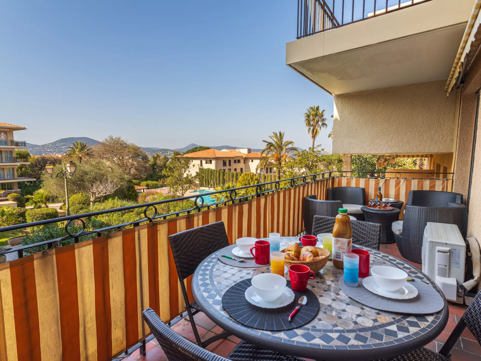 Eden Parc - Draußen