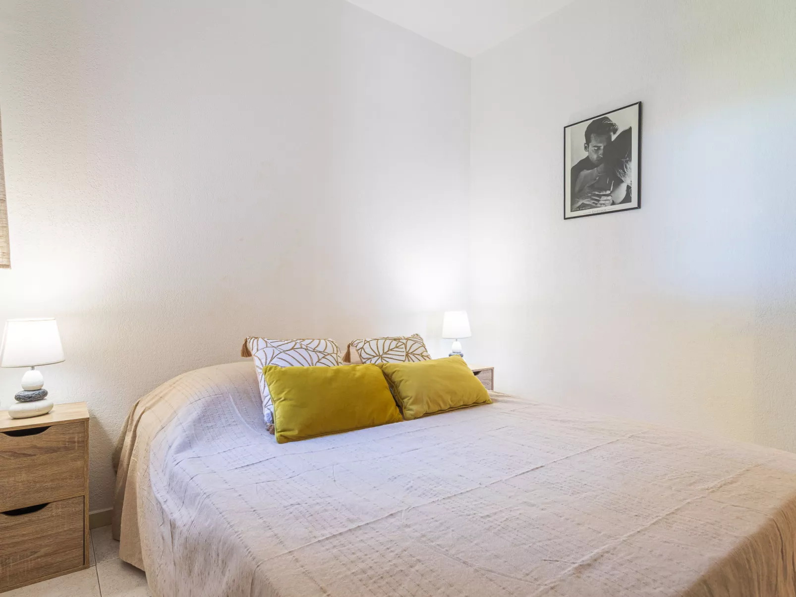 Les Iles Du Soleil - Drinnen