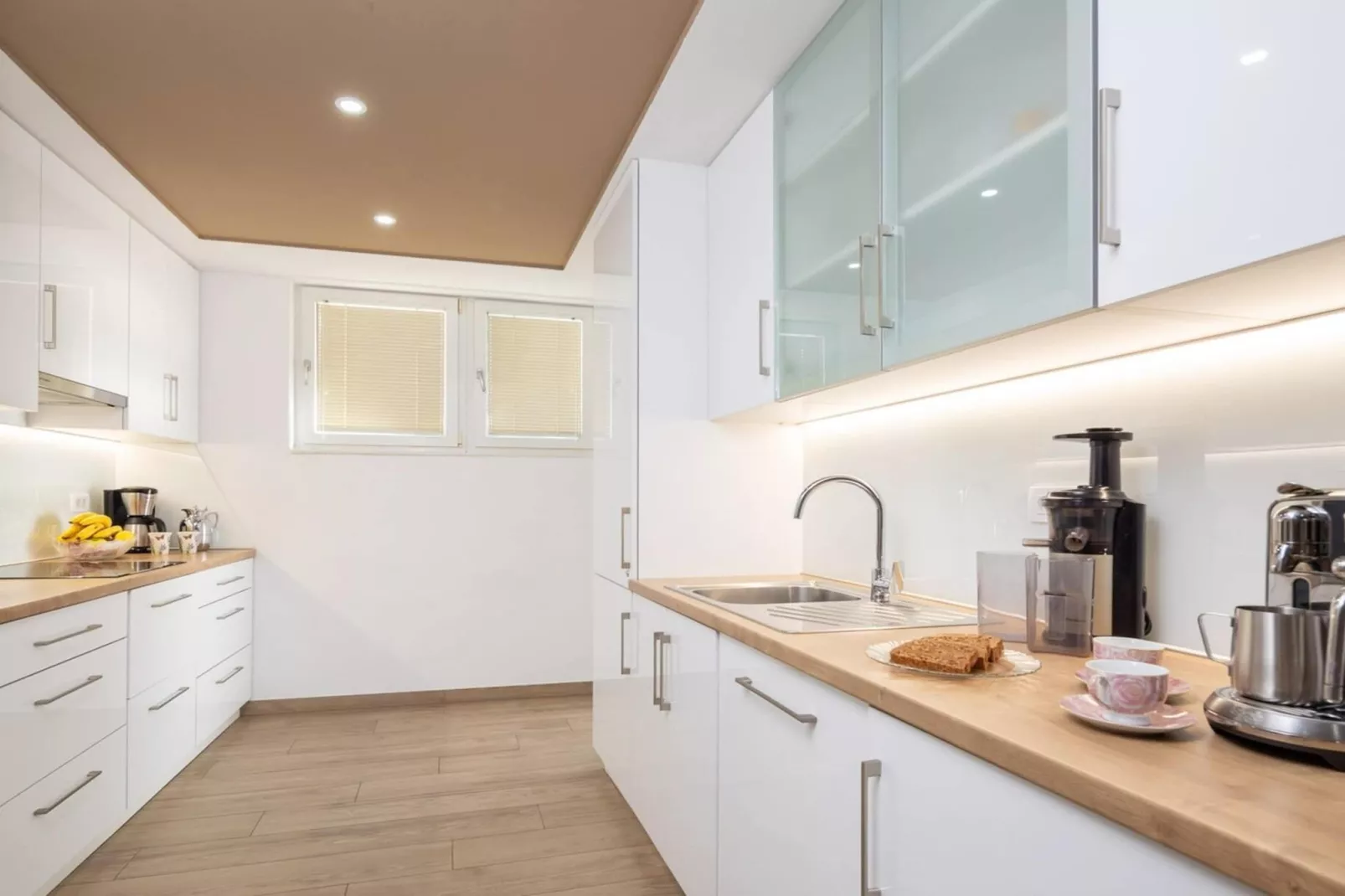 Luxury Villa Holiday Residence Omis w/ Heated Pool - Kitchen