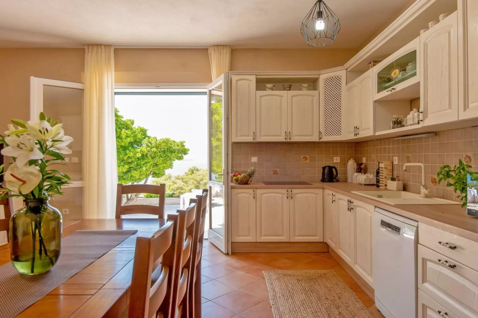 Villa Castello di Pietra Brac with Heated Pool - Küche