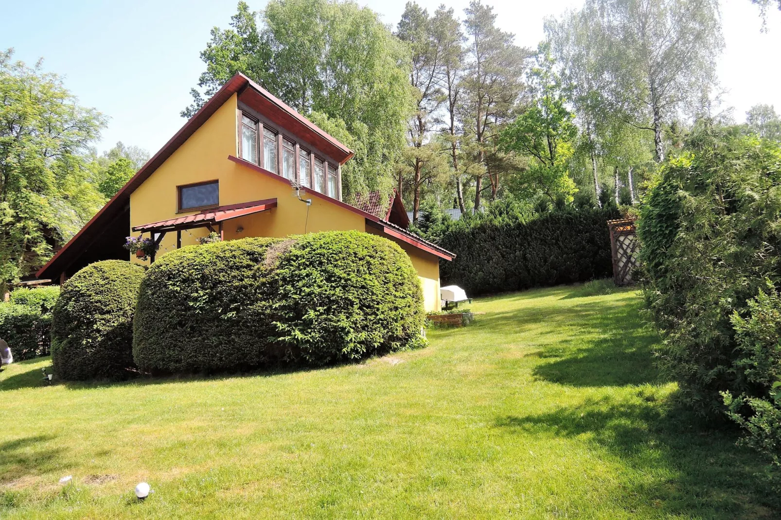 Dom wakacyjny z widokiem na jezioro Ińsko-Exterior summer