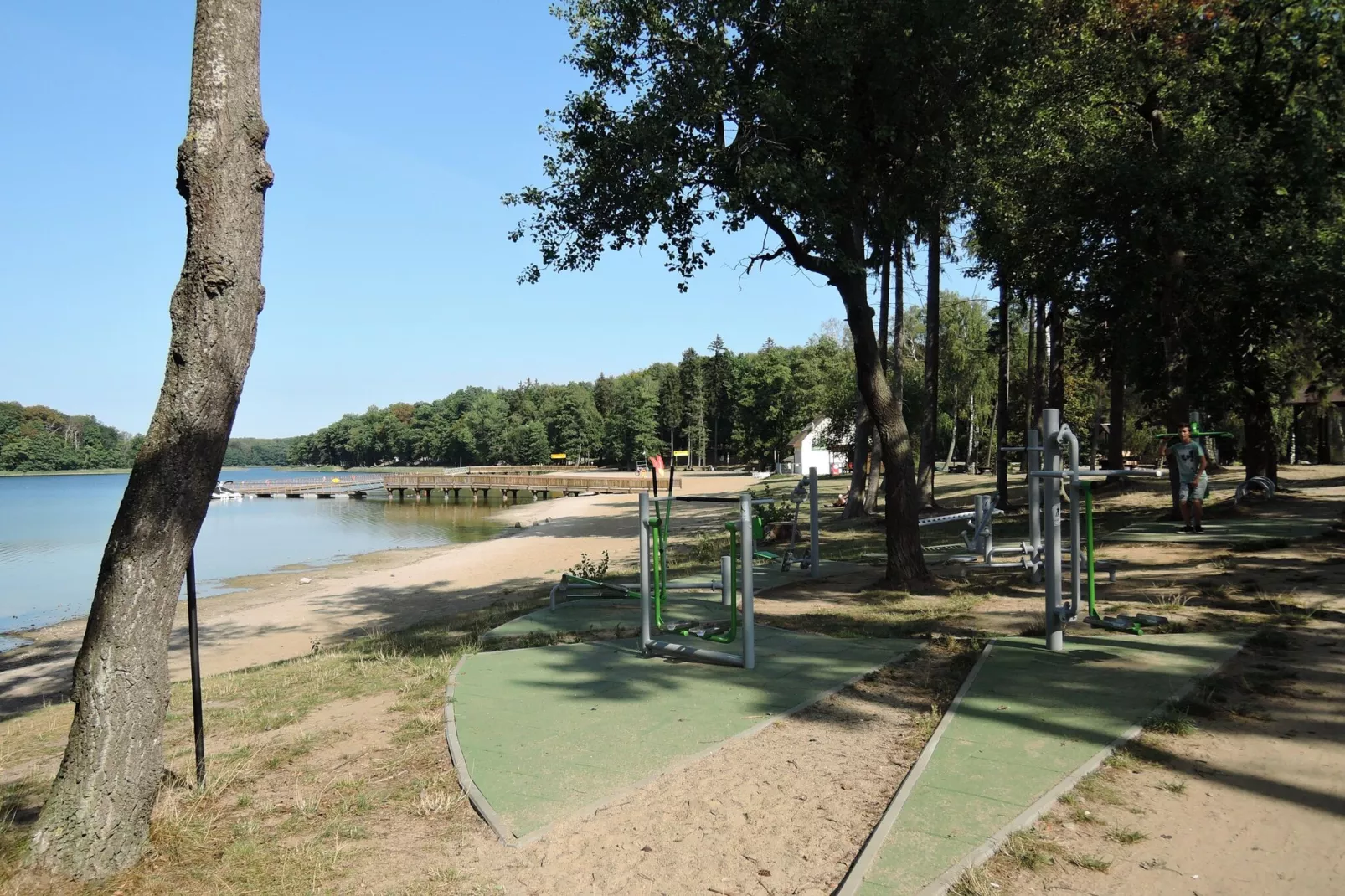Dom wakacyjny z widokiem na jezioro Ińsko-Exterior summer