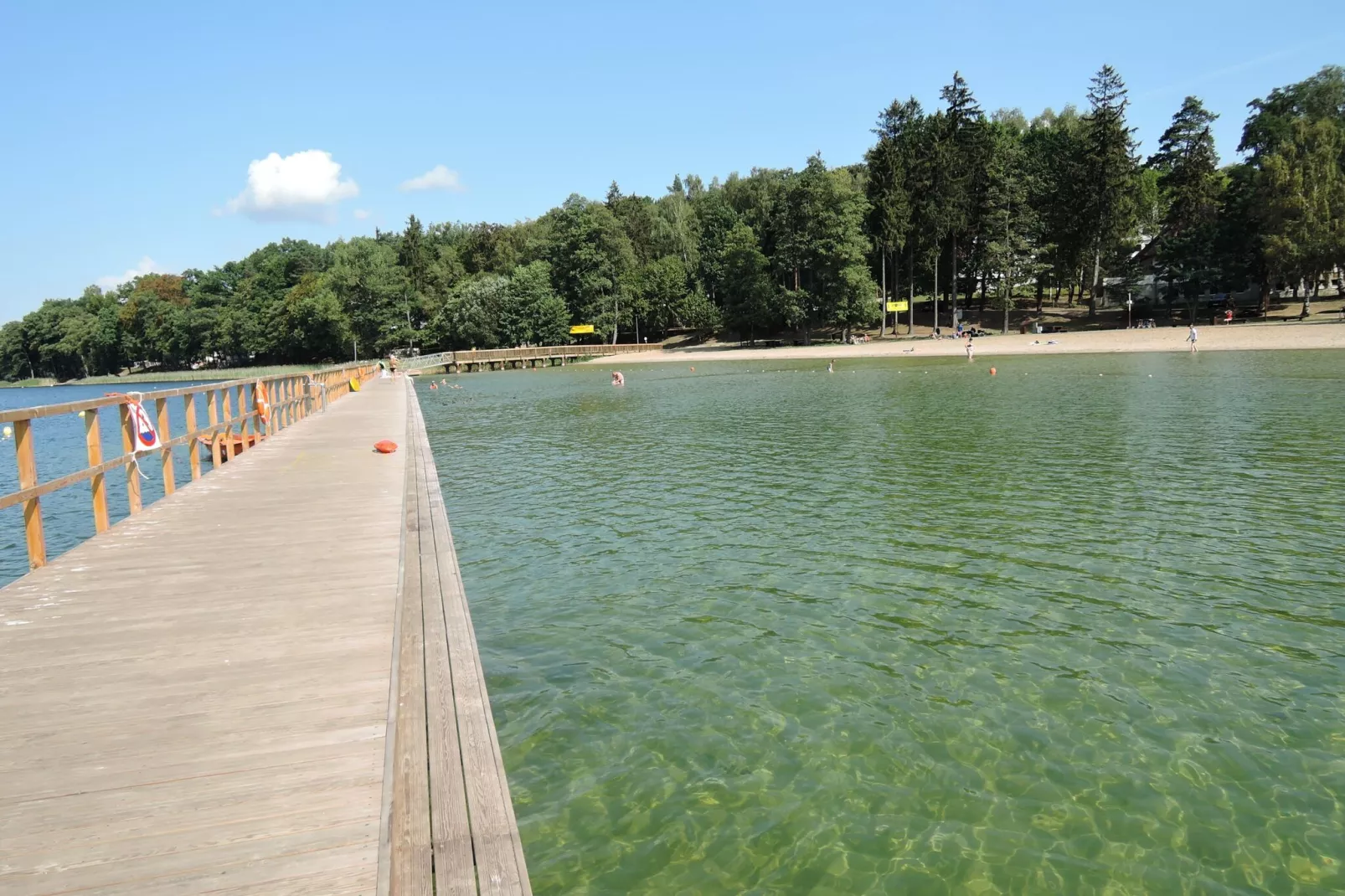 Dom wakacyjny z widokiem na jezioro Ińsko-Exterior summer