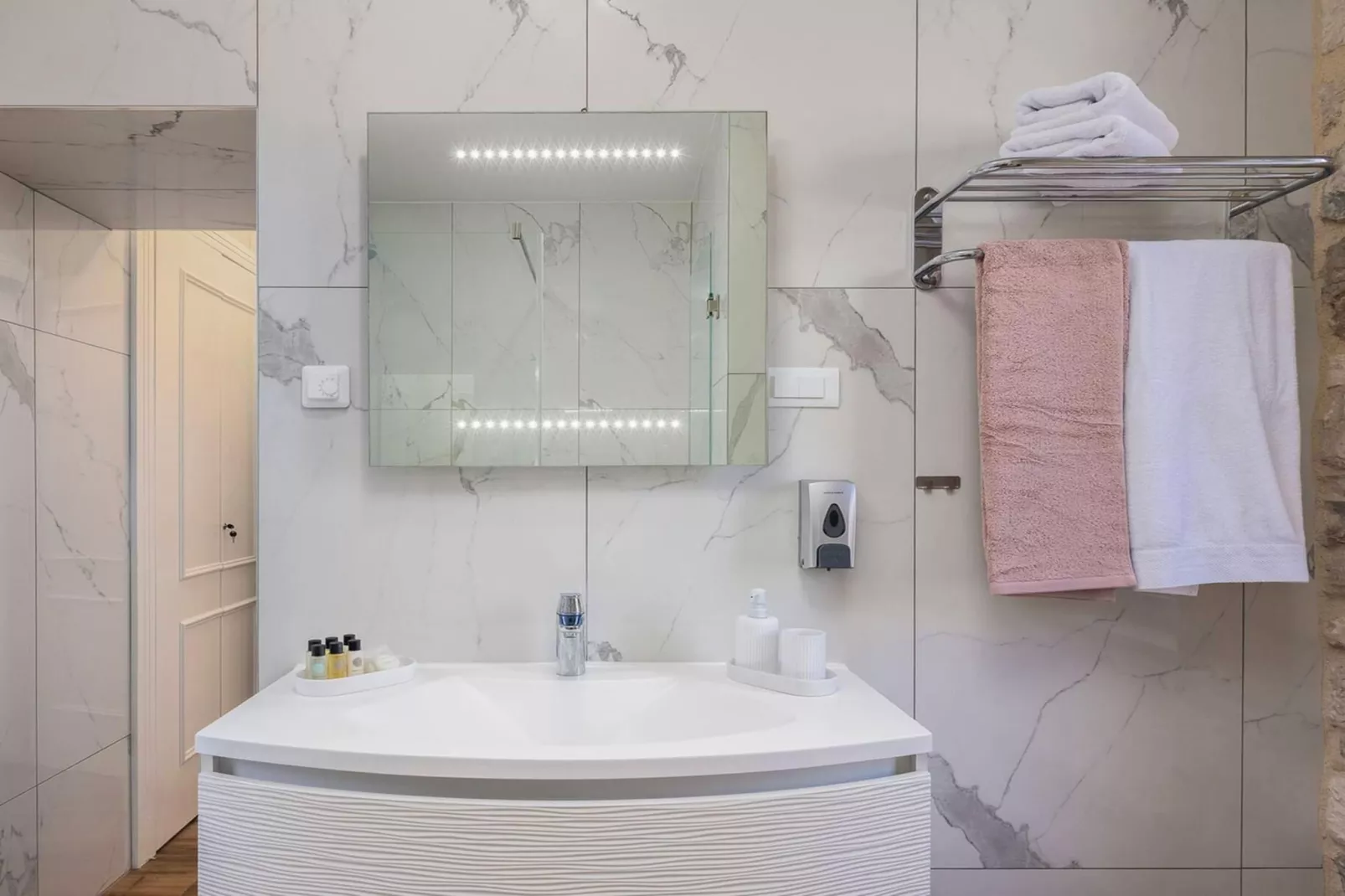 Split Diocletian Palace - Apartment 3 (2+2) - Badezimmer