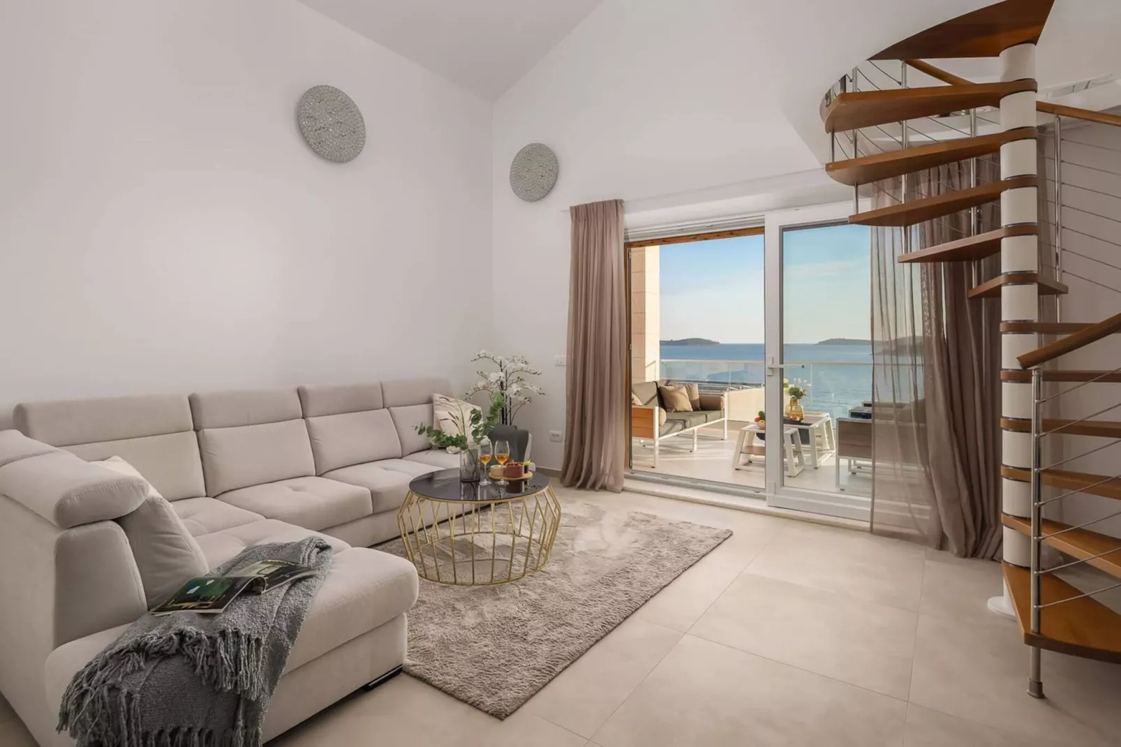 Luxury Seafront Villa Castello Rogoznica with Pool - Living room