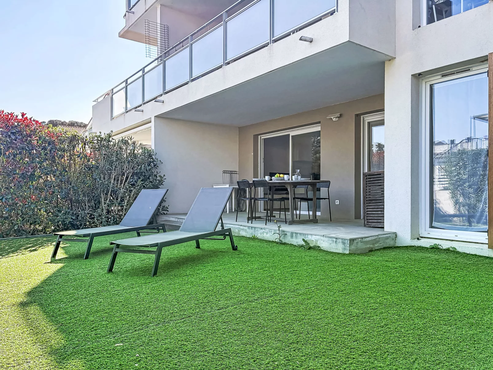 Les Calanques de Saint Aygulf - Outside