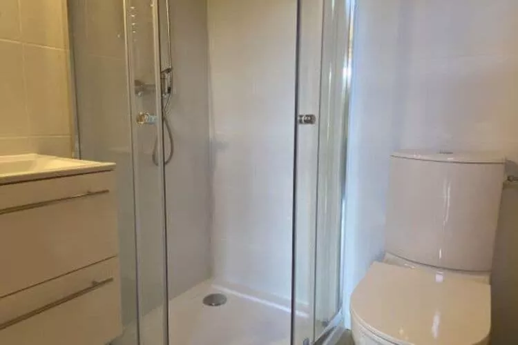 Dom nad jeziorem Klępnica-Bathroom