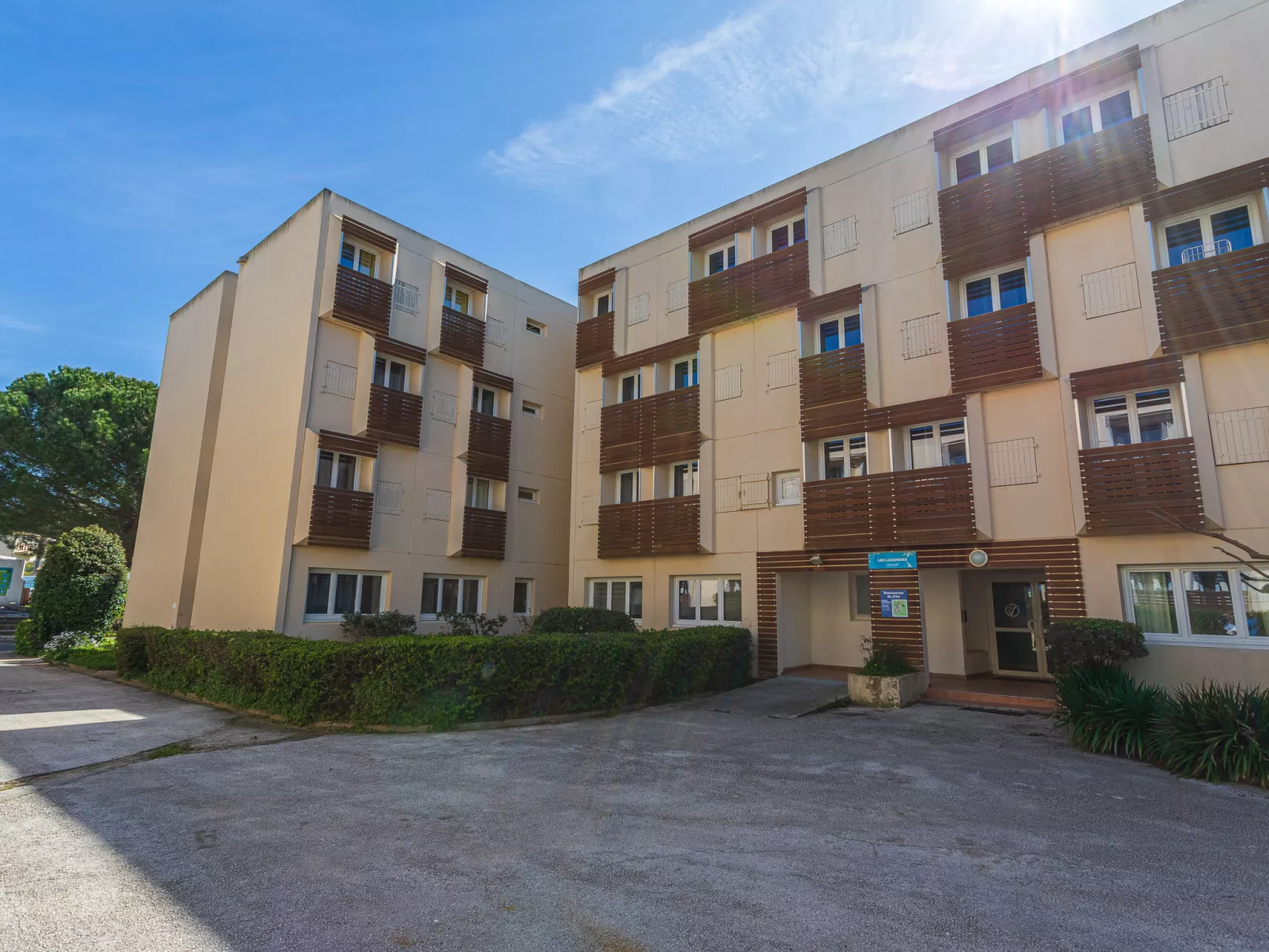 L'île d'Or - Draußen