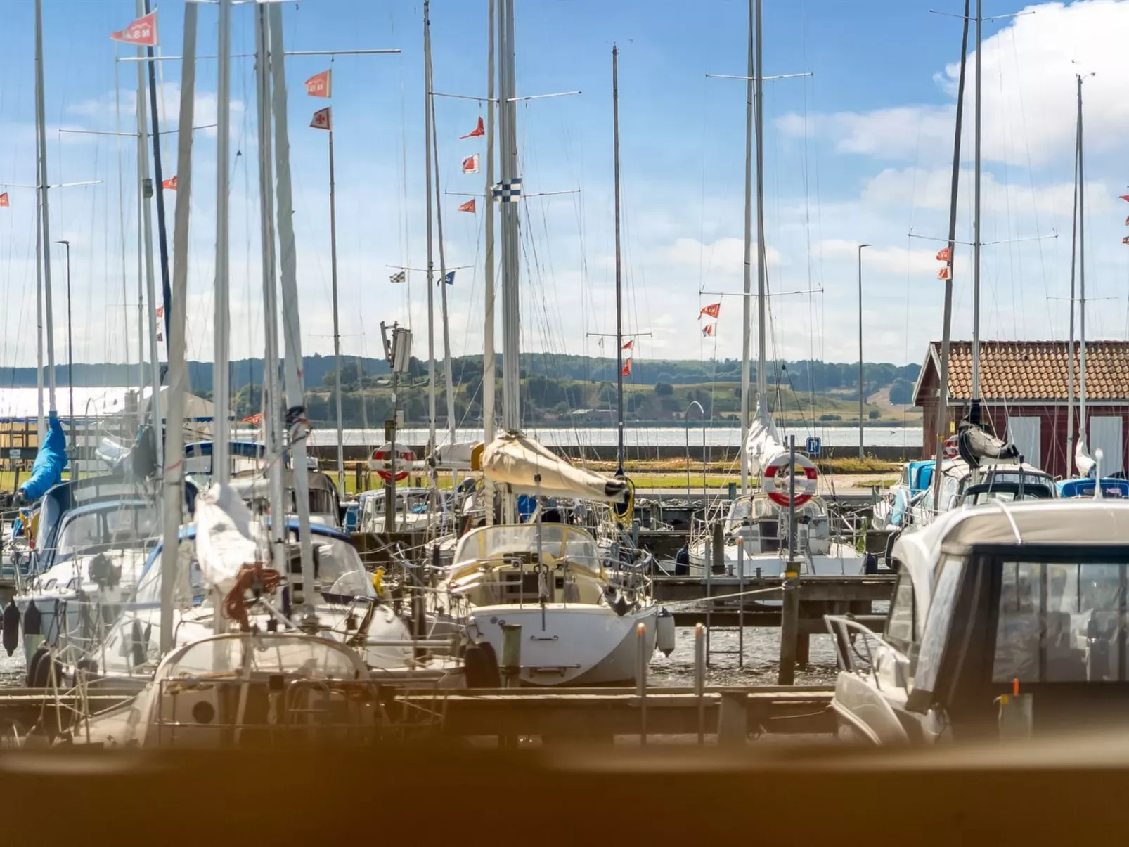 "Ake" - 10m to the fjord - Outside