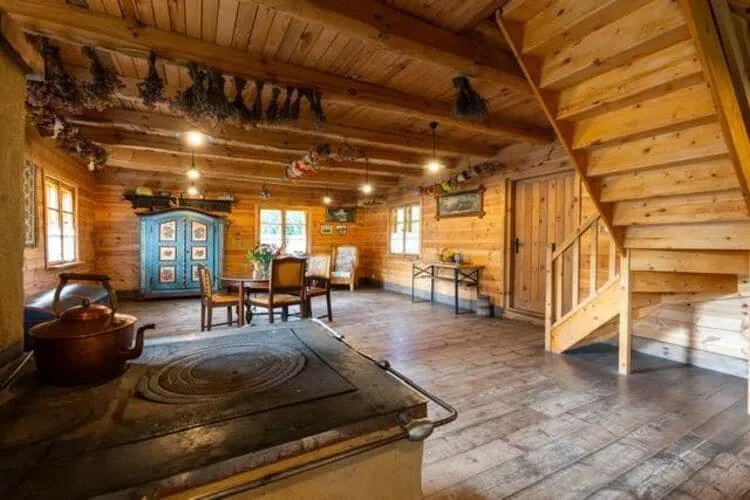 Dom przy drodze Skansen dla 8 osób Bełczna-Living room