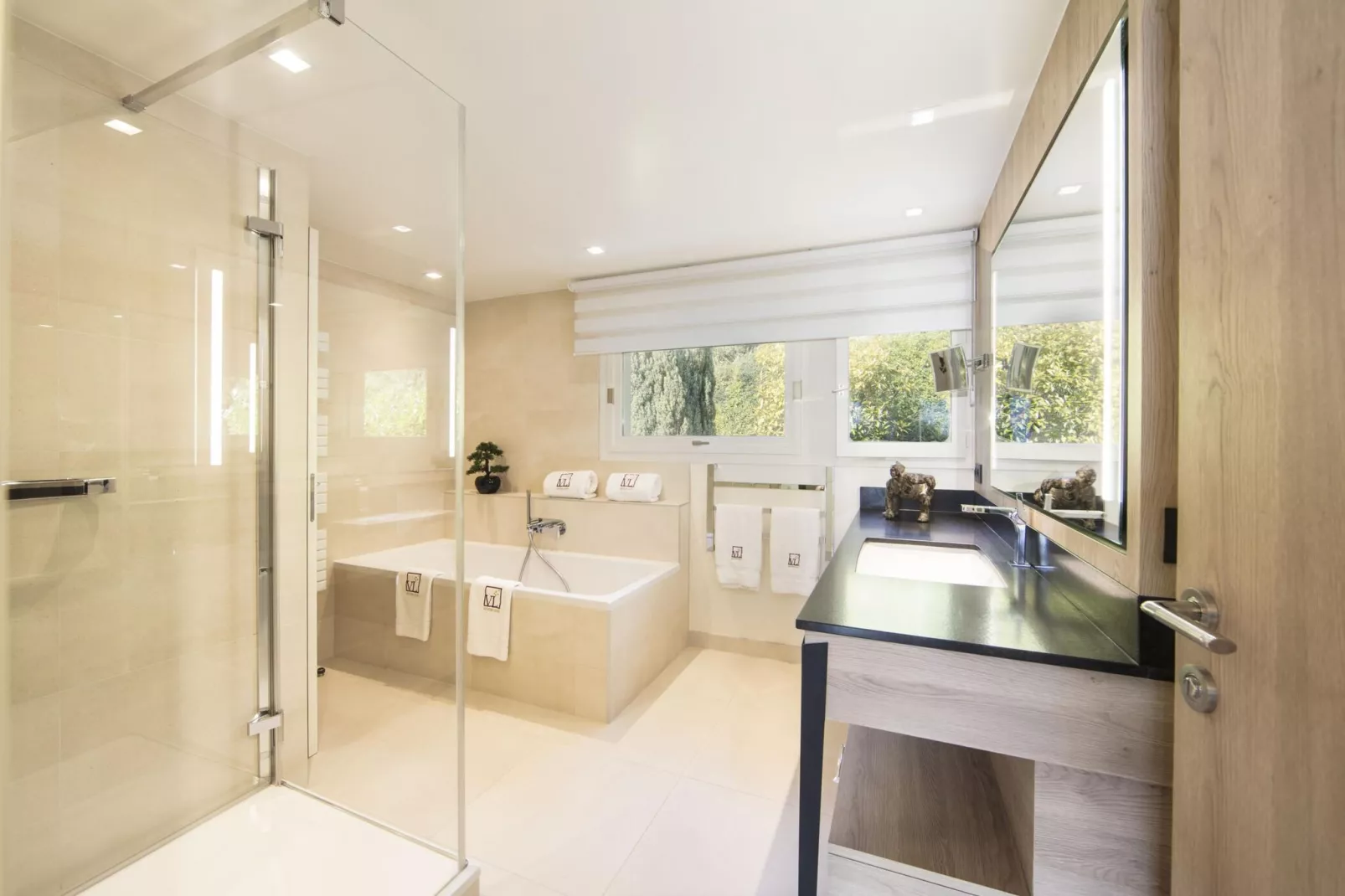 Villa Le France pour 10 personnes - Bathroom