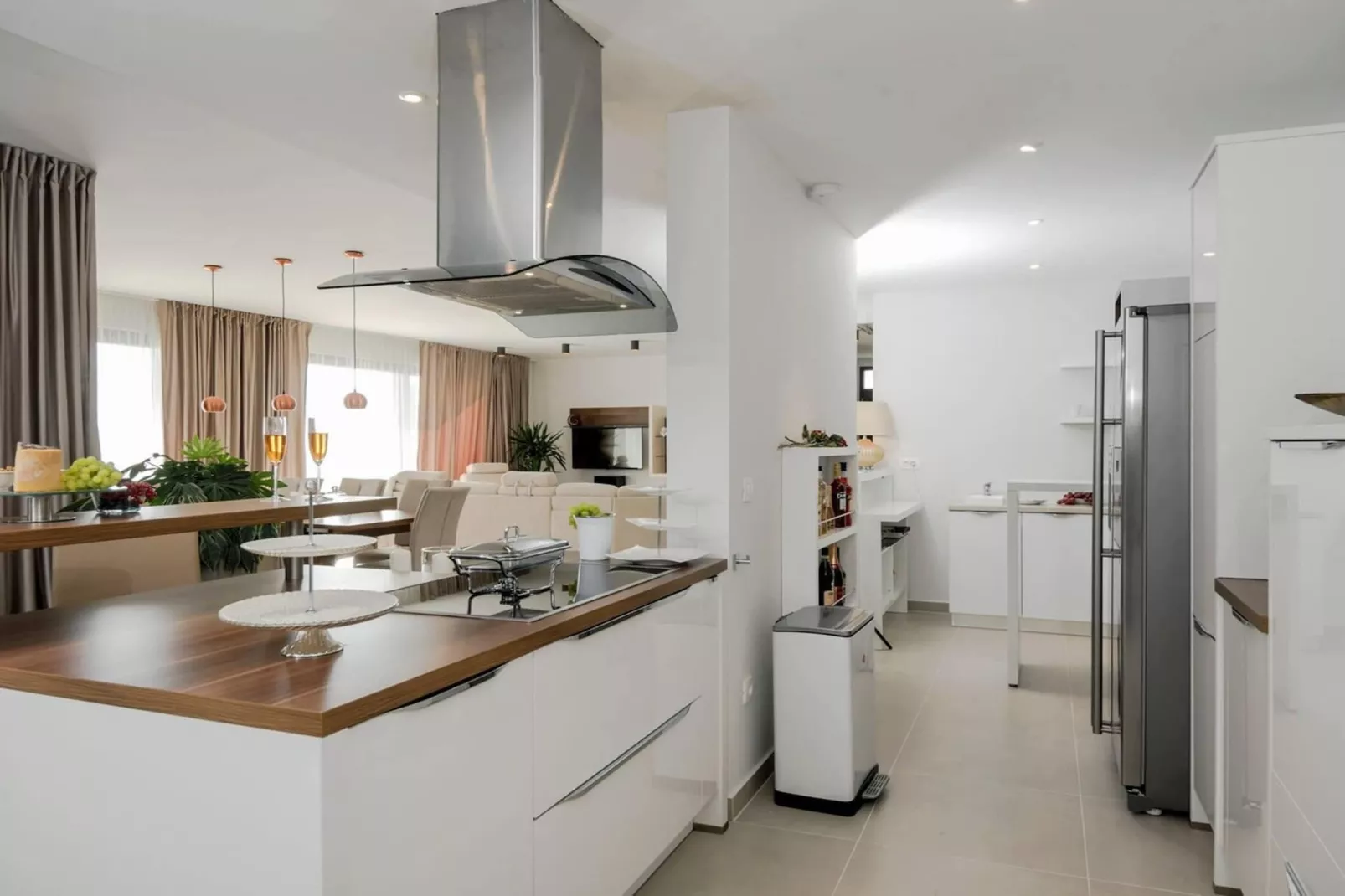 Luxury Villa Happiness Omis with Pool, Gym & Sauna - Kitchen