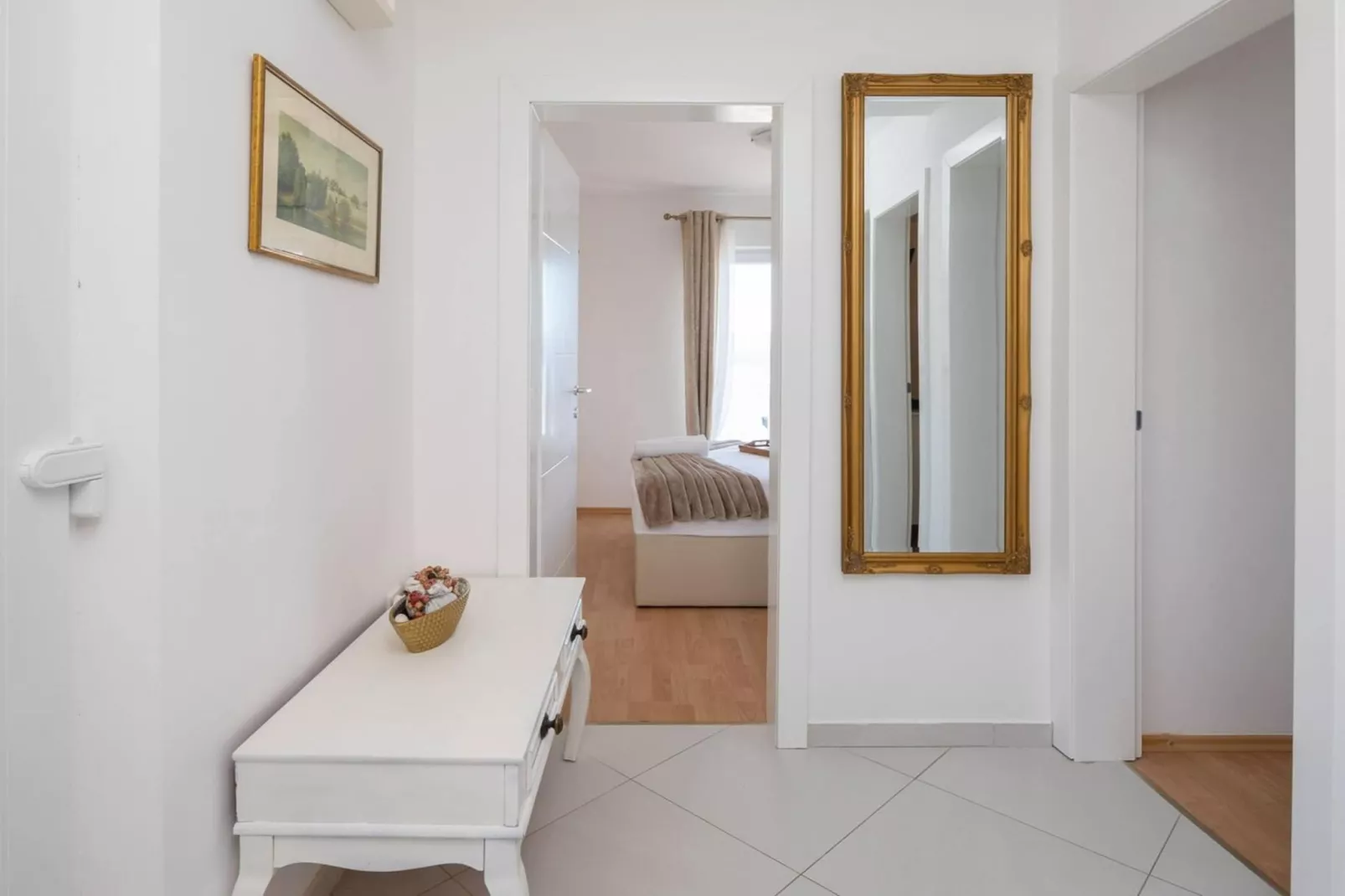 Luxury Villa Holiday Residence Omis w/ Heated Pool - Bedroom