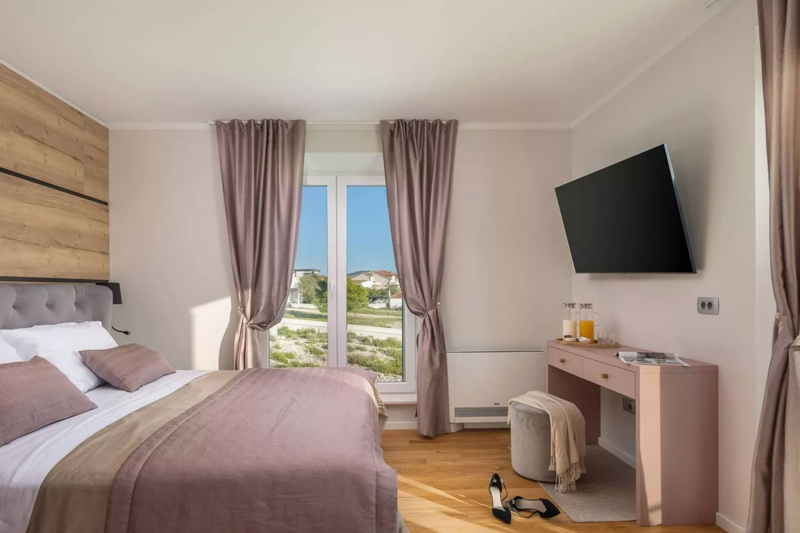 Luxury Seafront Villa Castello Rogoznica with Pool - Bedroom