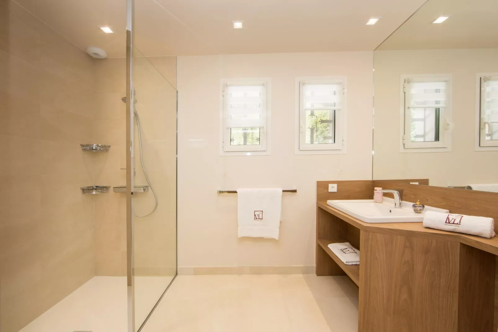 Villa Bagatelle pour 10 personnes - Bathroom