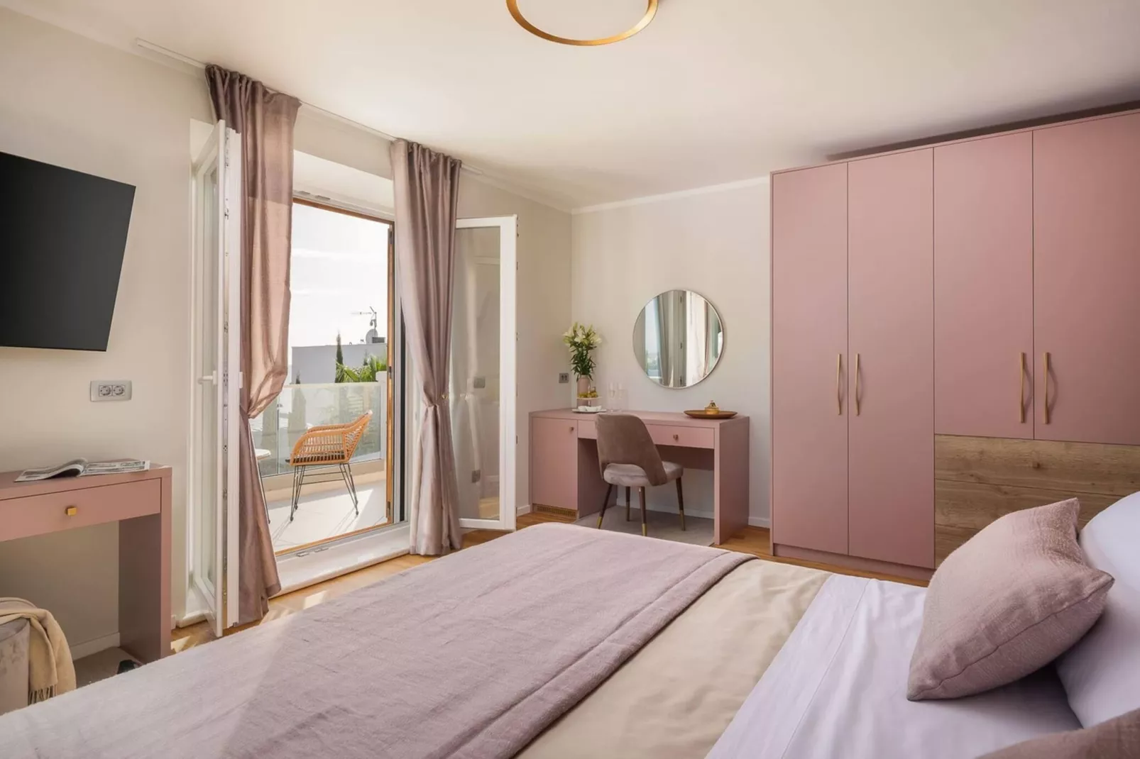 Luxury Seafront Villa Castello Rogoznica with Pool - Bedroom