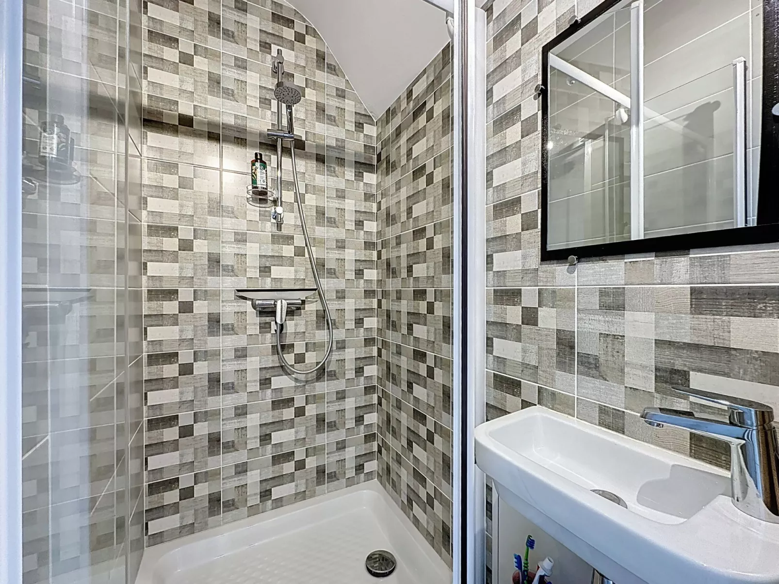 La Rose des Pins - Dedans