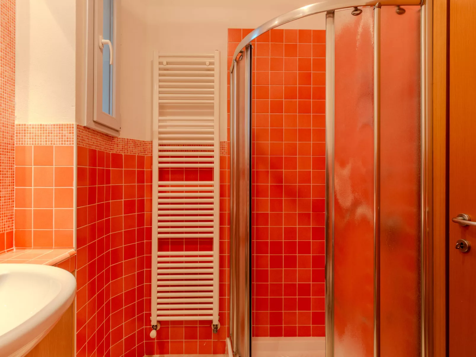 Sona's Lake Home - Drinnen