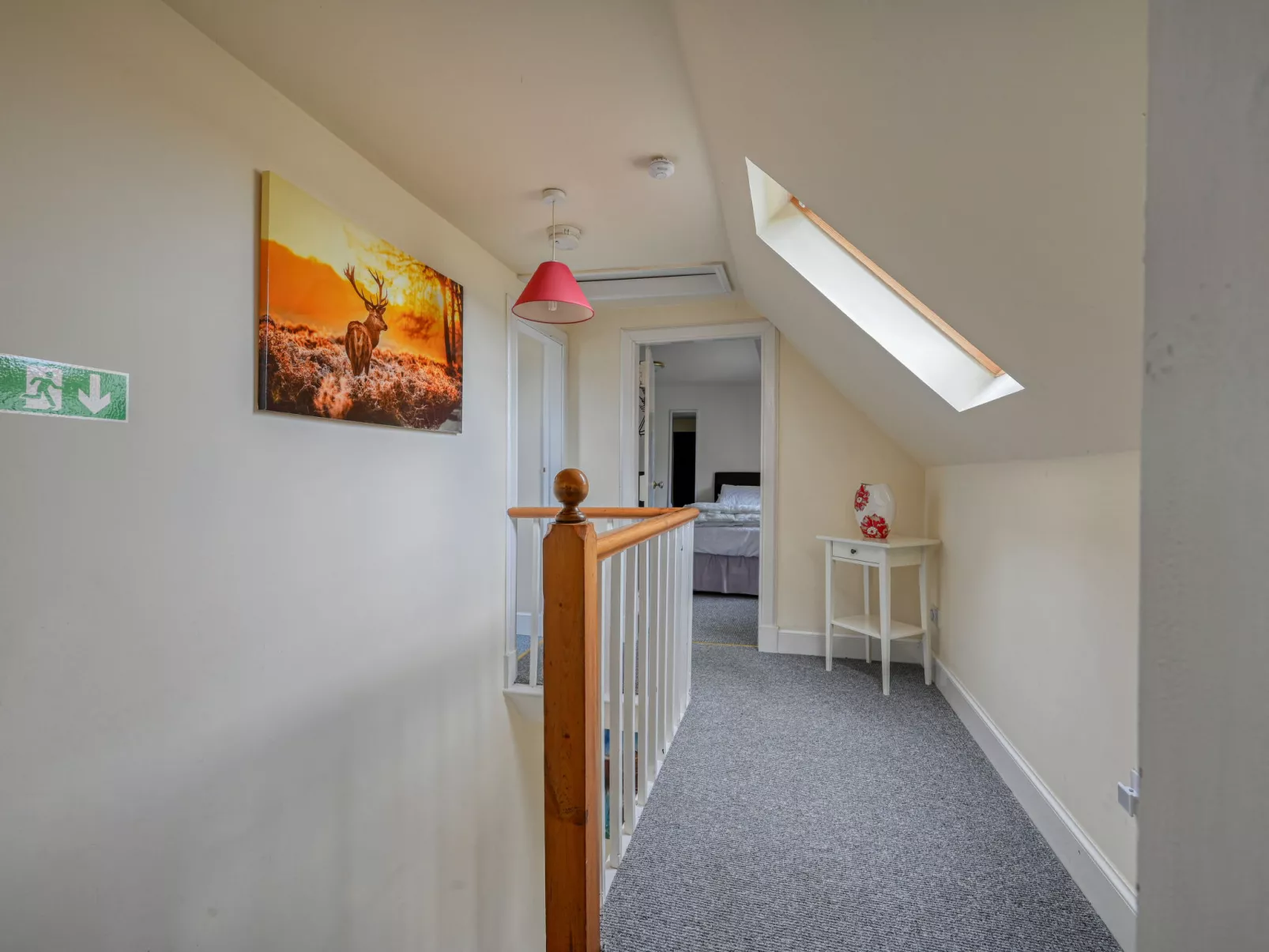 Loch Meiklie View - Drinnen