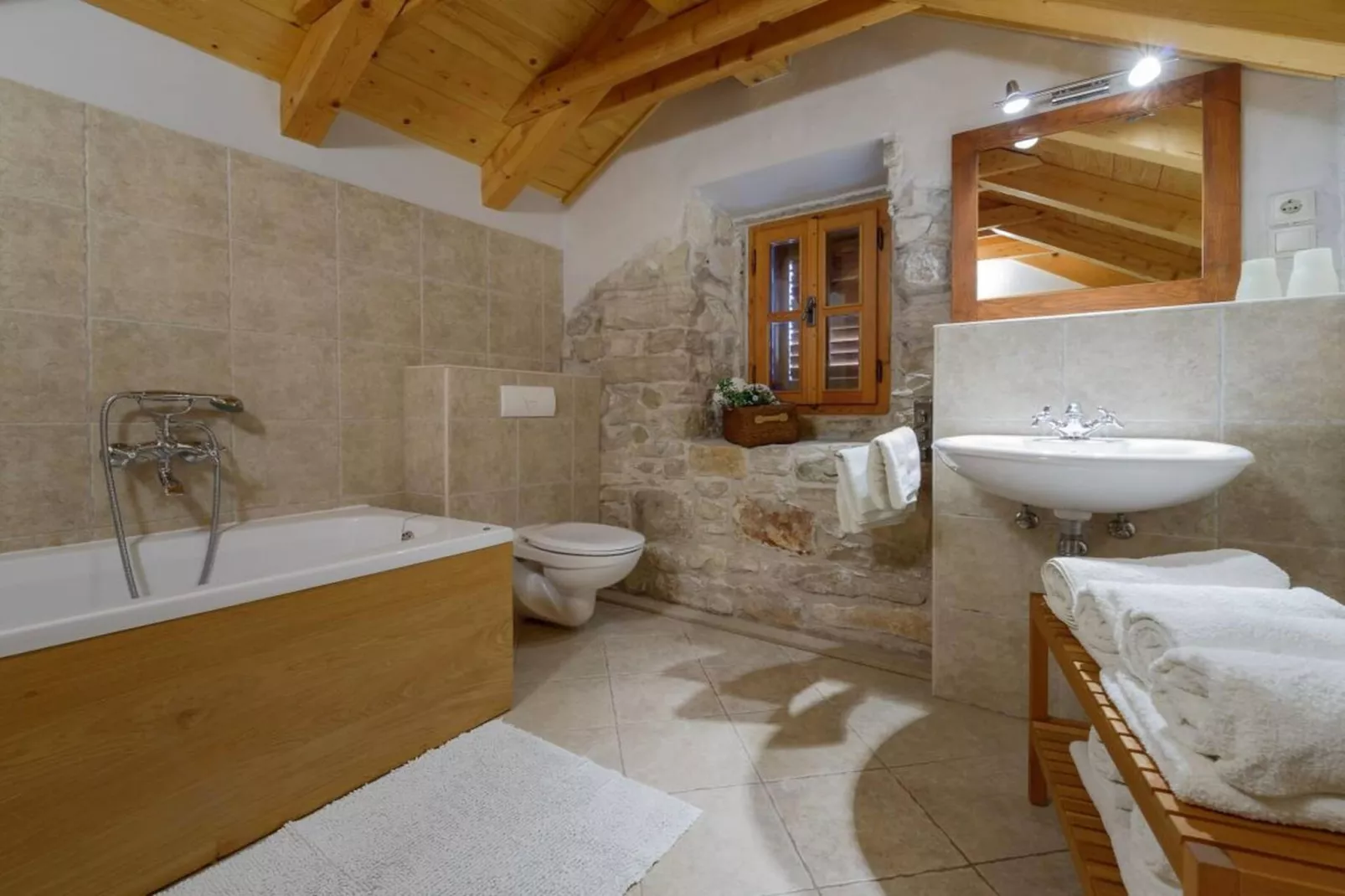 Luxury Seafront Villa Mare Orebic with Pool - Badezimmer