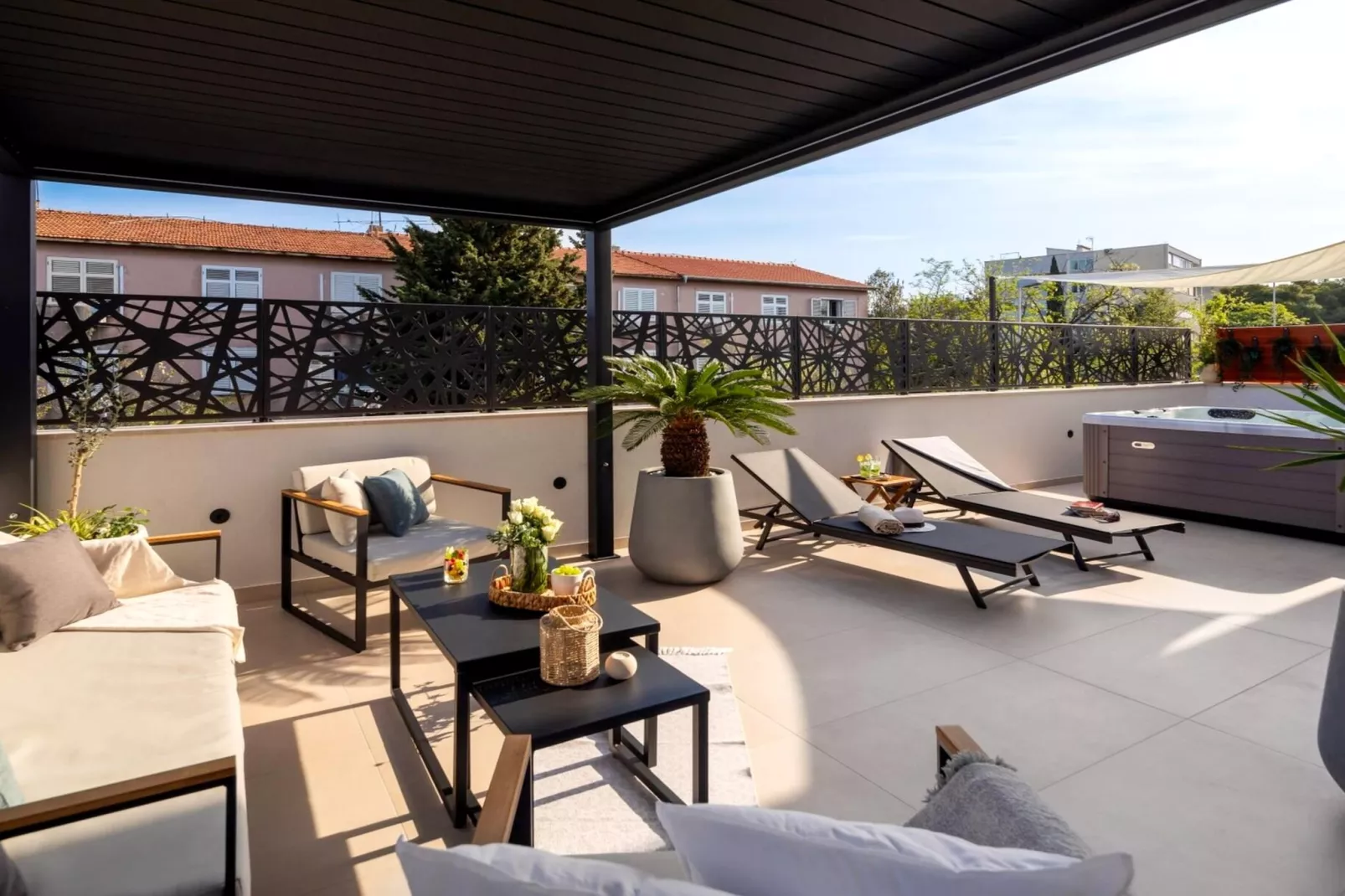 Luxury Apartment Silvery Split with Sauna, Jacuzzi - Terrasse / balcon