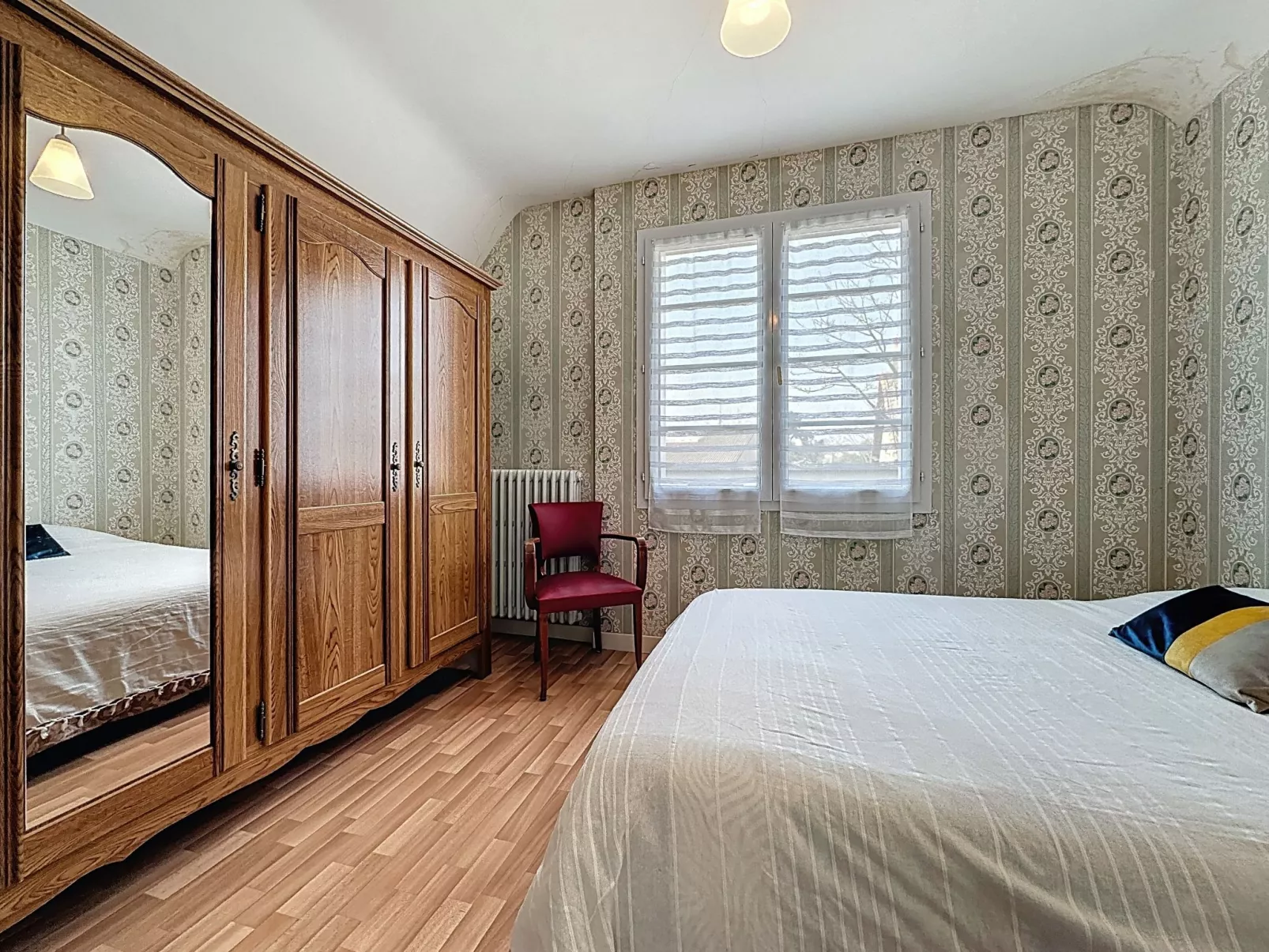 La Rose des Pins - Dedans