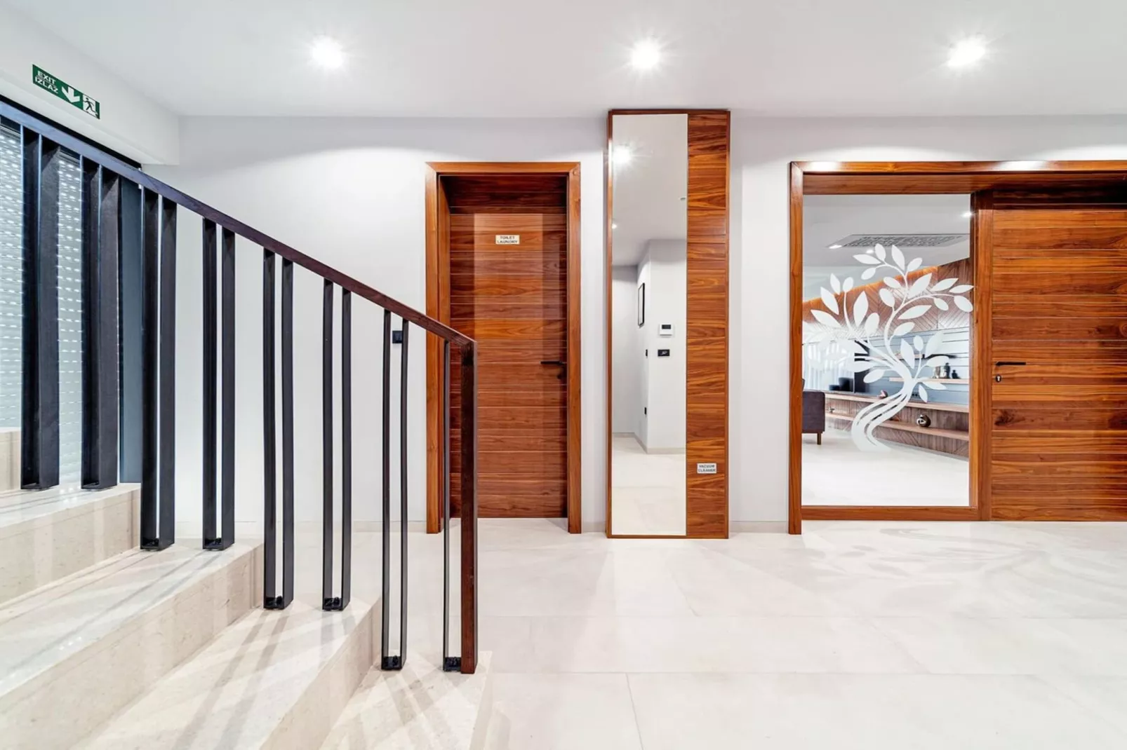 Luxury Villa Delight II – Promajna, Heated Pool - Landing