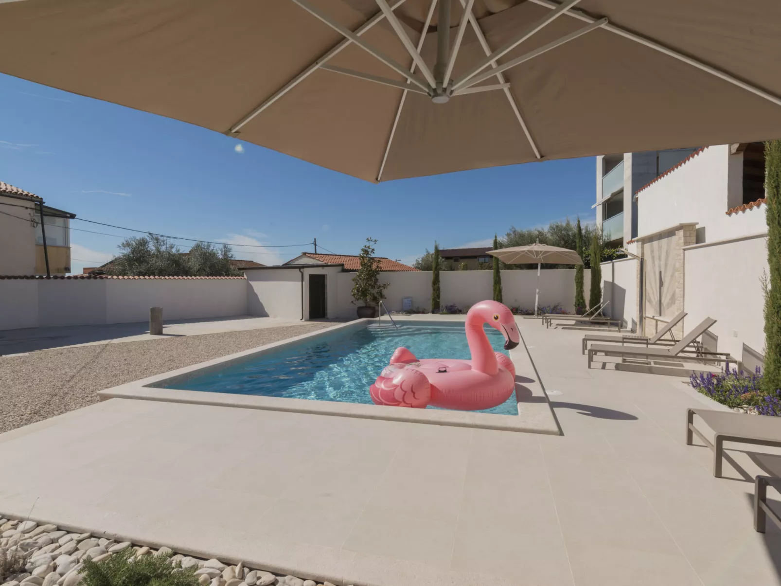 Villa Roza - Outside