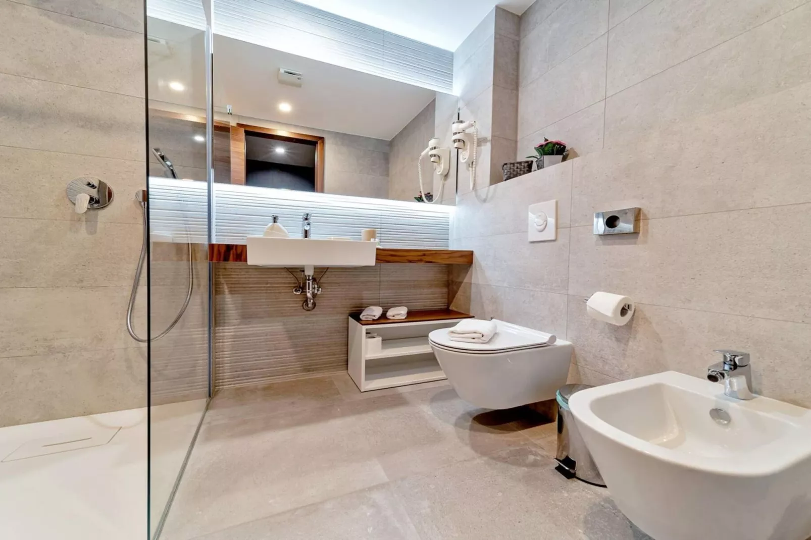 Luxury Villa Delight I – Promajna, Heated Pool - Bathroom