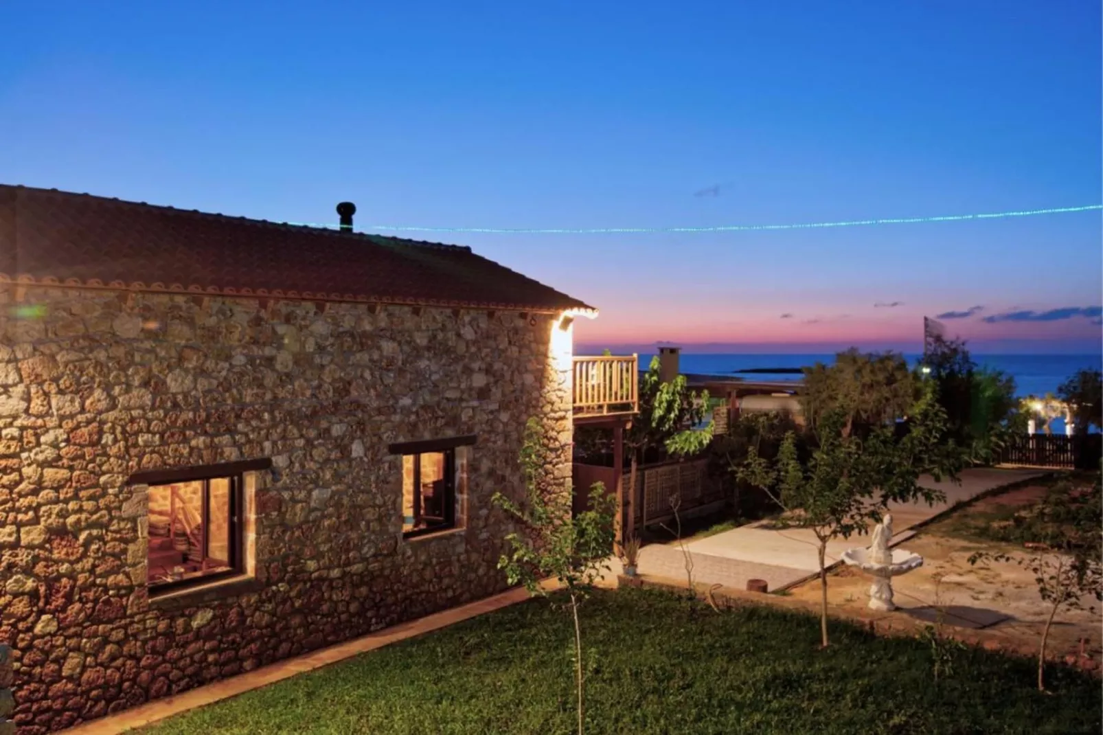 Seafront Villa Kallia & George - Zones été à 1 km