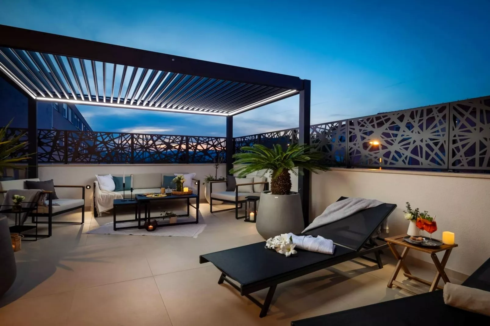 Luxury Apartment Silvery Split with Sauna, Jacuzzi - Terrasse / balcon