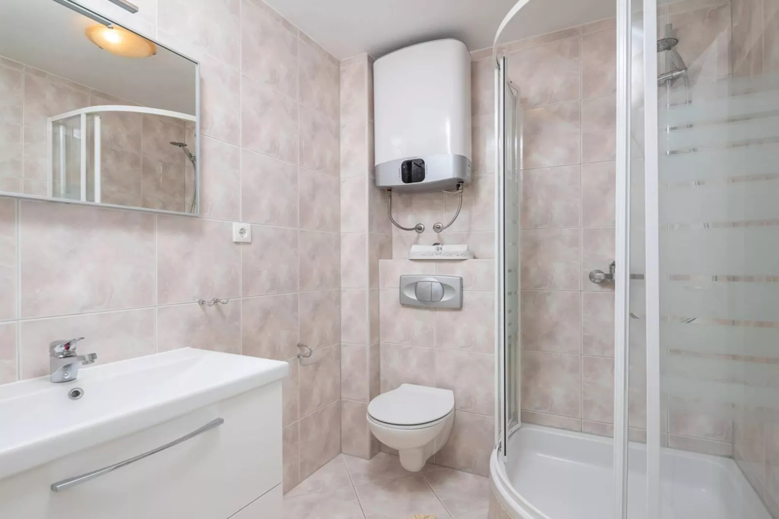 Luxury Villa Holiday Residence Omis w/ Heated Pool - Bathroom