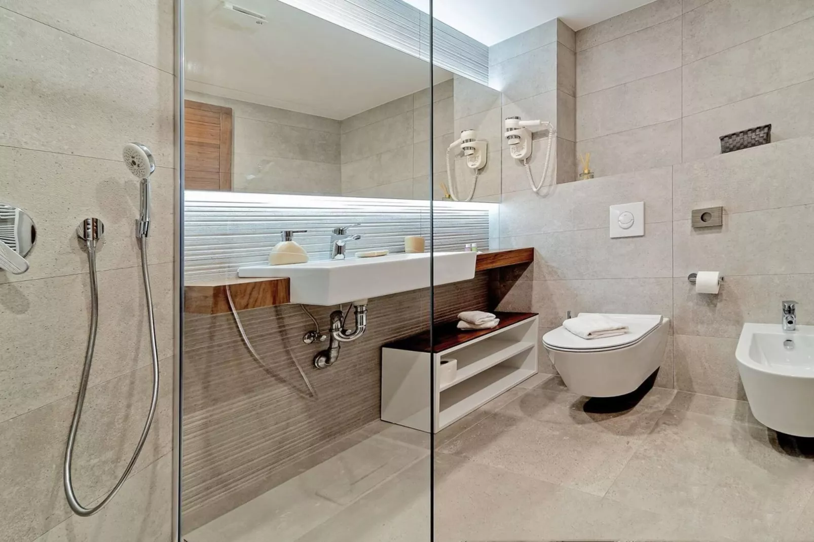 Luxury Villa Delight I – Promajna, Heated Pool - Bathroom