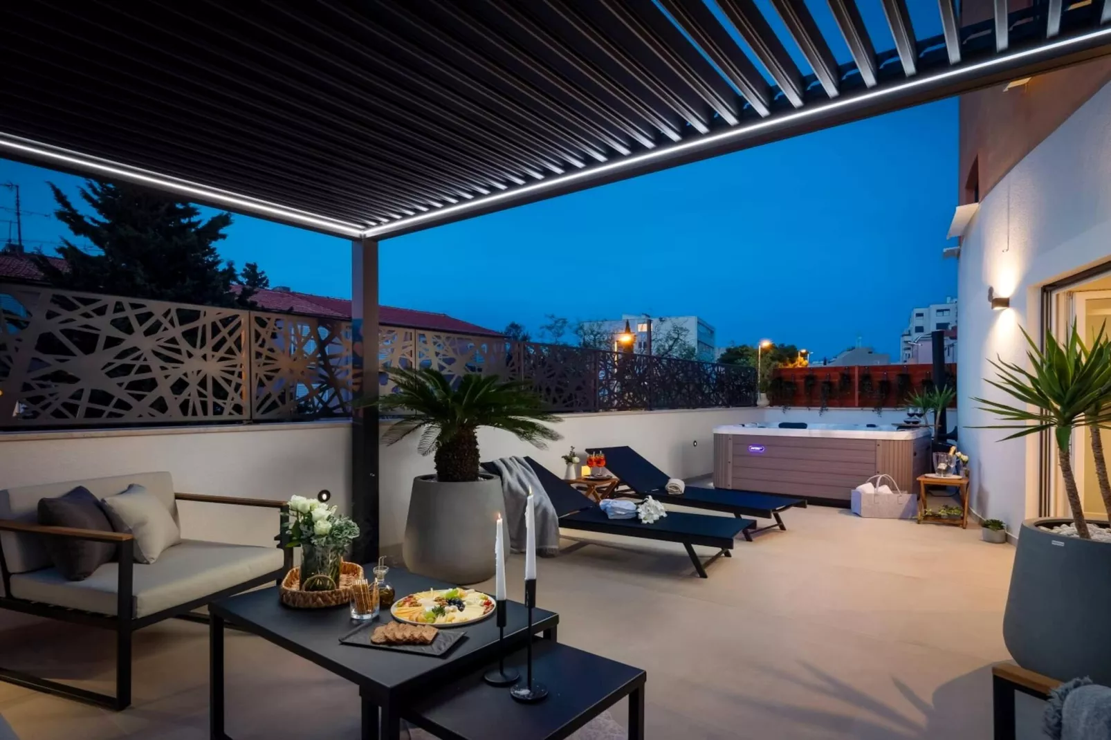 Luxury Apartment Silvery Split with Sauna, Jacuzzi - Terrasse / balcon