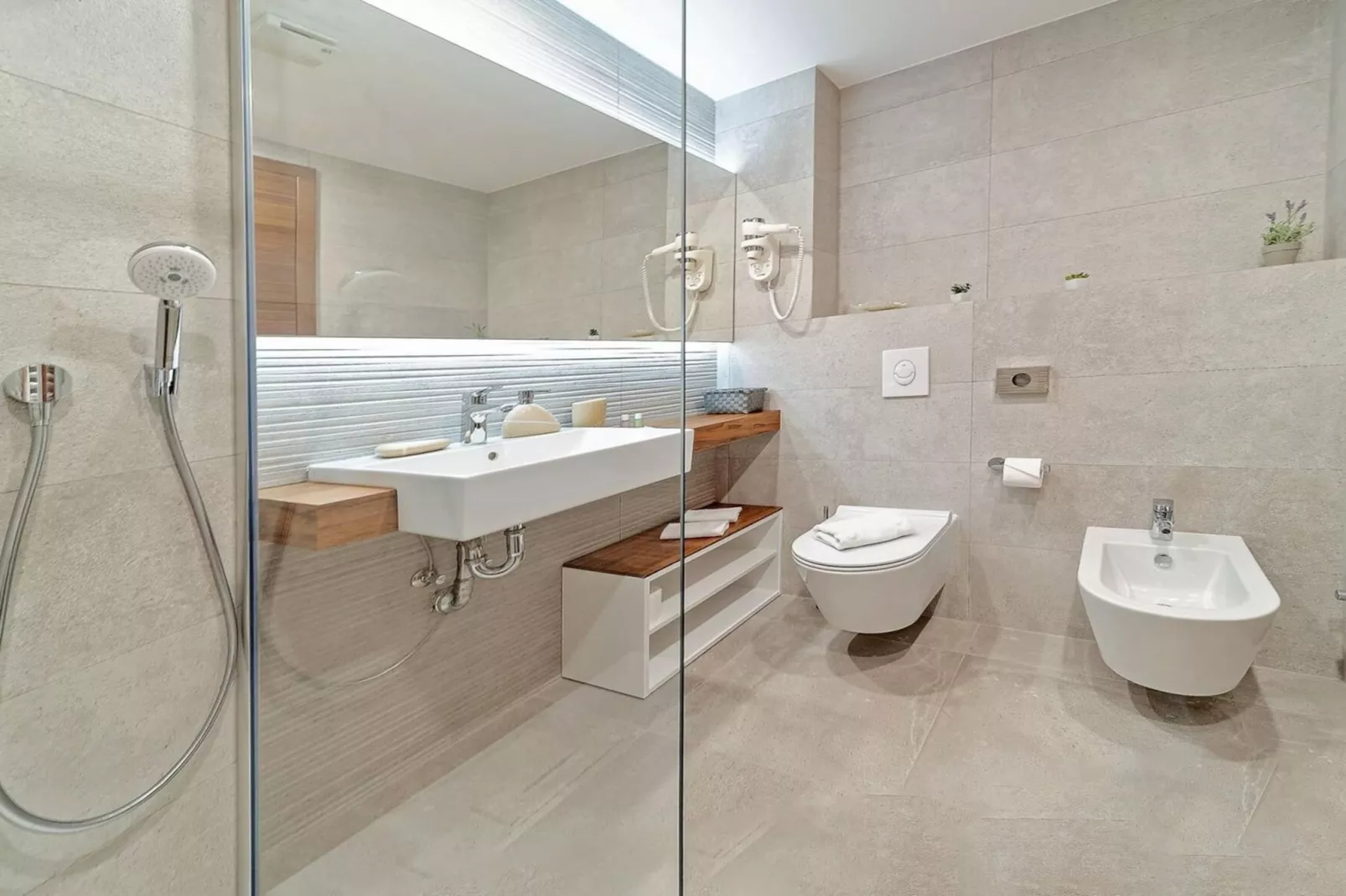 Luxury Villa Delight I – Promajna, Heated Pool - Bathroom